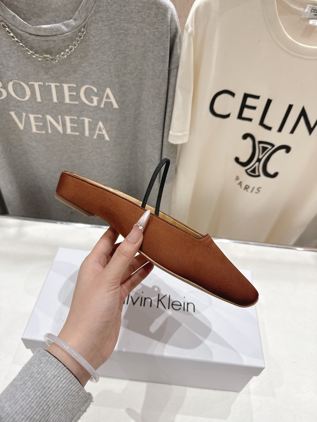 高版本出厂CalvinKlein Collection CK 26ss new F028方头平底鞋半包拖