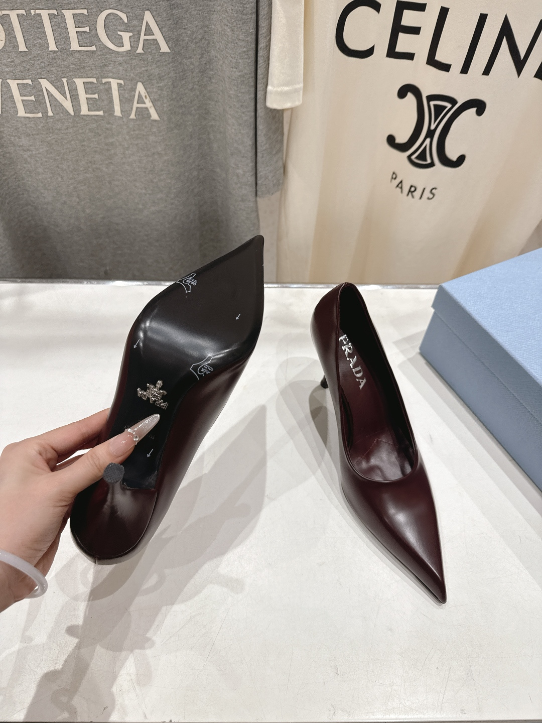 高版本出厂 PRADA* 普拉达F025 26ss春夏新品玛丽珍仙女风尖头高跟鞋单鞋时装鞋原版购入1:1