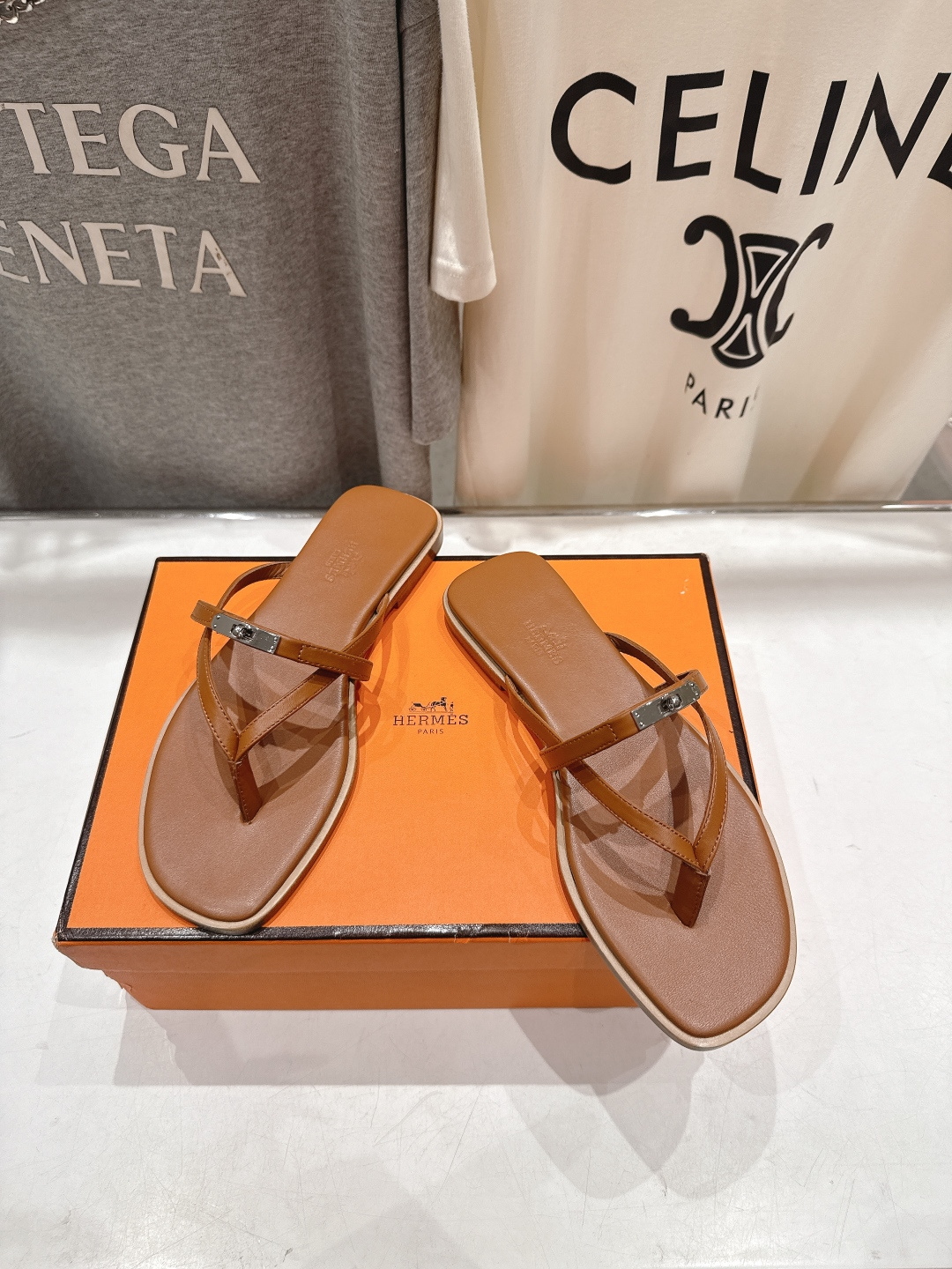 高版本出厂 Hermes/爱马仕H家F062 2026ss夏季新款 Extra度假风夹脚沙滩人字拖鞋顶级