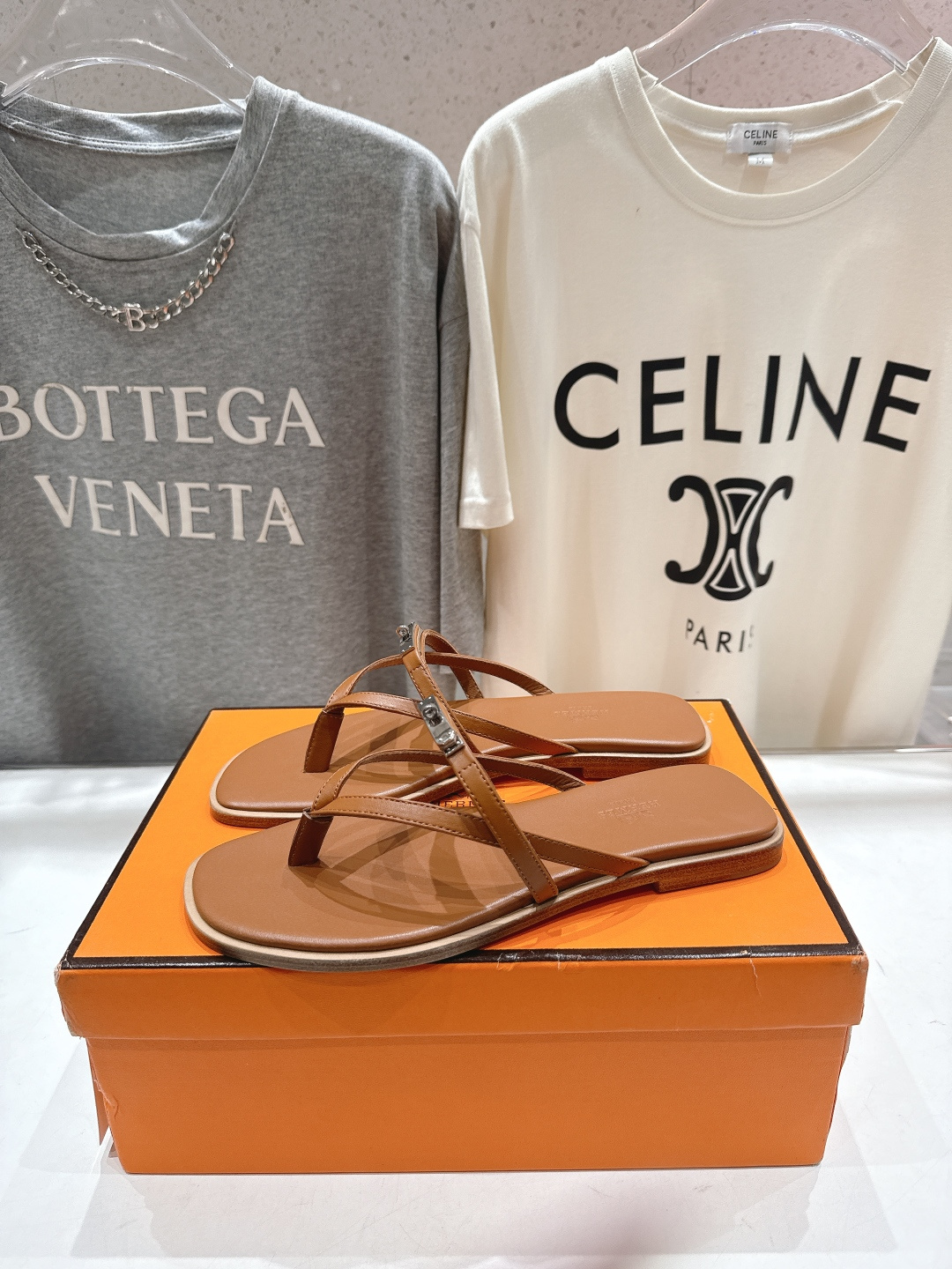 高版本出厂 Hermes/爱马仕H家F062 2026ss夏季新款 Extra度假风夹脚沙滩人字拖鞋顶级