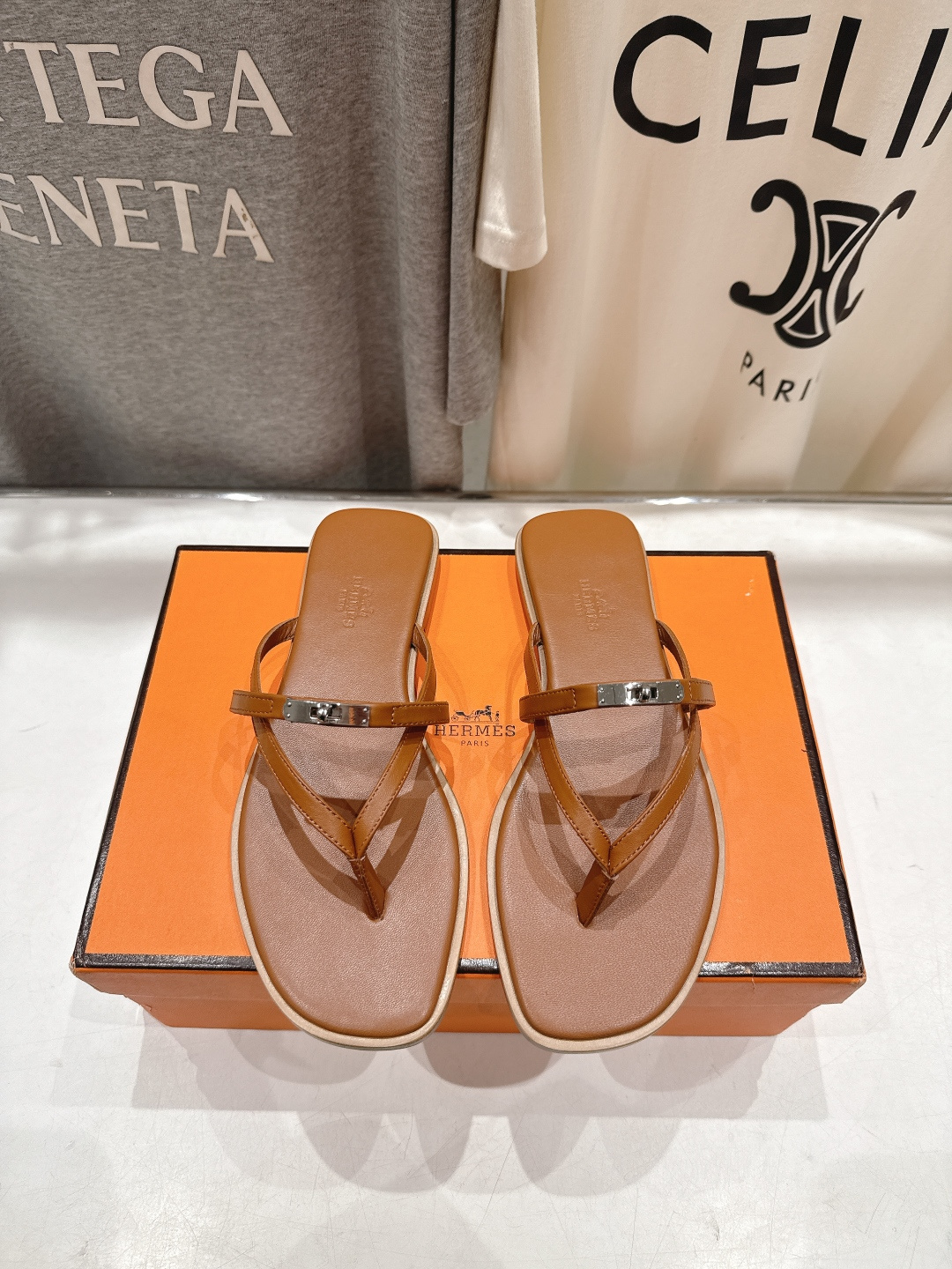 高版本出厂 Hermes/爱马仕H家F062 2026ss夏季新款 Extra度假风夹脚沙滩人字拖鞋顶级