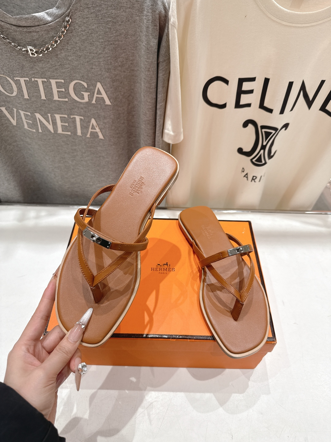 高版本出厂 Hermes/爱马仕H家F062 2026ss夏季新款 Extra度假风夹脚沙滩人字拖鞋顶级