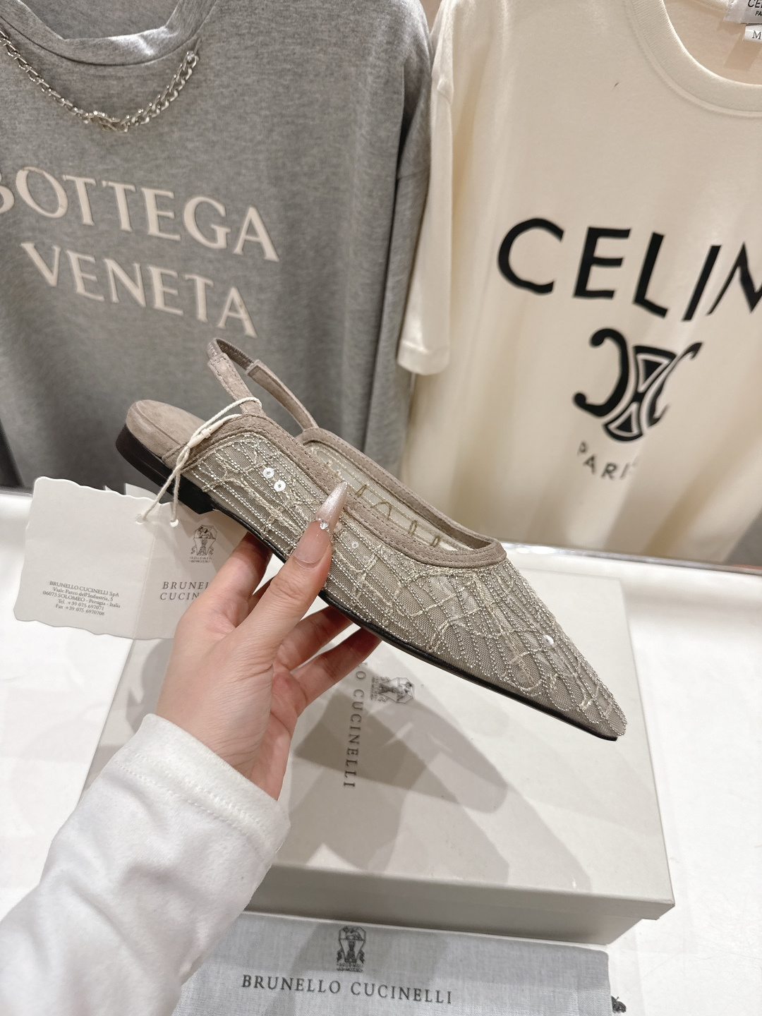 高版本出厂 Brunello Cucinelli 新款BC尖头时装鞋平底鞋凉鞋穆勒鞋BC是意大利知名品牌