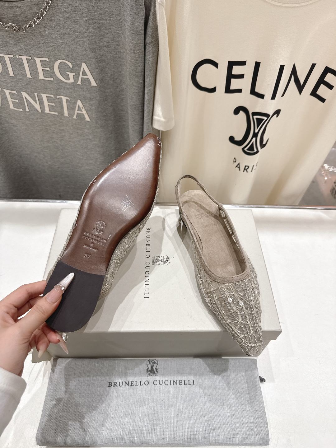 高版本出厂 Brunello Cucinelli 新款BC尖头时装鞋平底鞋凉鞋穆勒鞋BC是意大利知名品牌