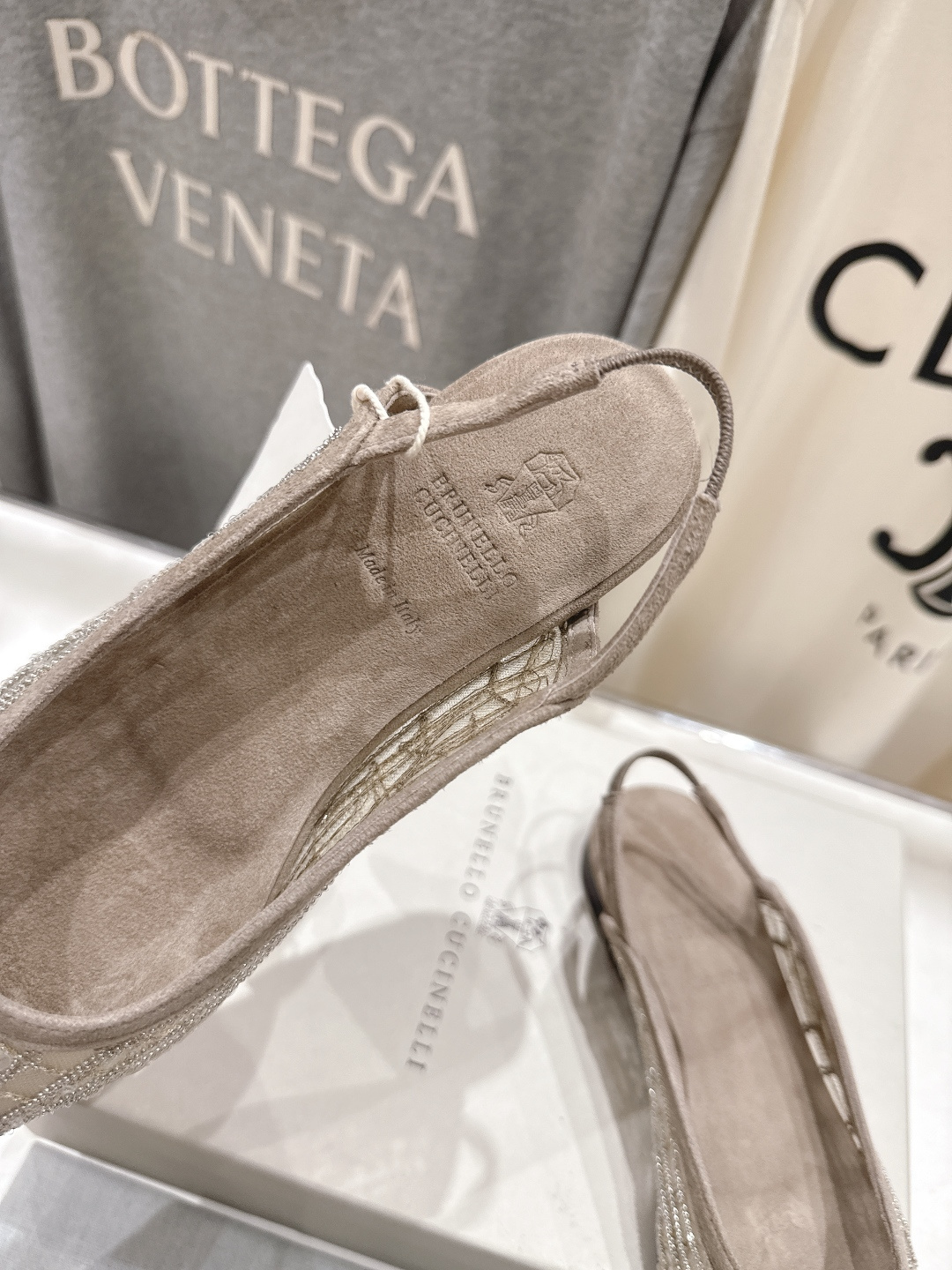 高版本出厂 Brunello Cucinelli 新款BC尖头时装鞋平底鞋凉鞋穆勒鞋BC是意大利知名品牌