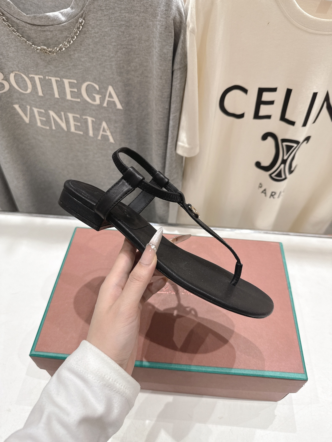 高版本出厂 Loro Piana* LP||诺悠翩雅2026ss夏季新款仙女风平底夹脚凉鞋【市场顶级品质