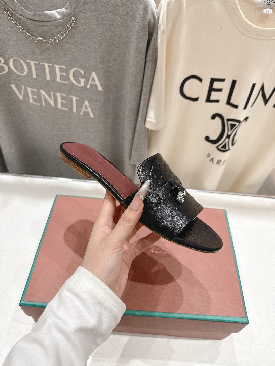 高版本出厂Loro Piana* LP ||诺悠翩雅2026ss夏季新款平底拖鞋‼️【市场顶级品质】𝐋𝐩