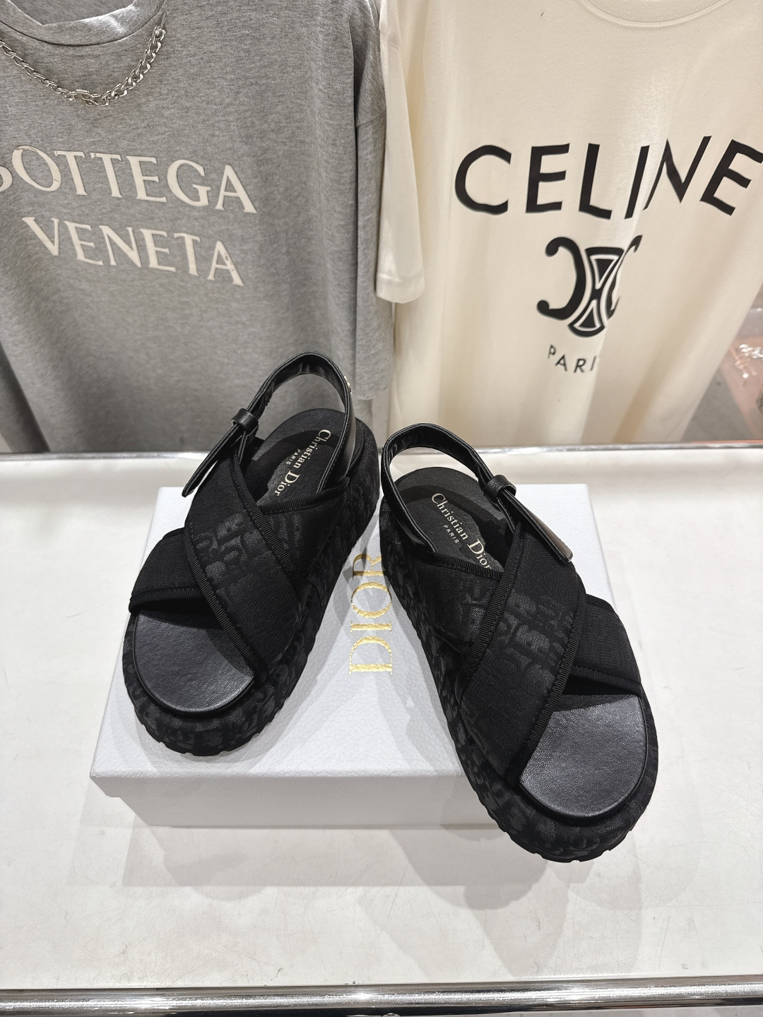 高版本出厂 【高品质】Dior*迪奥F019 D家2026ss春夏新款厚底防水台沙滩凉鞋～经典版型 搭配