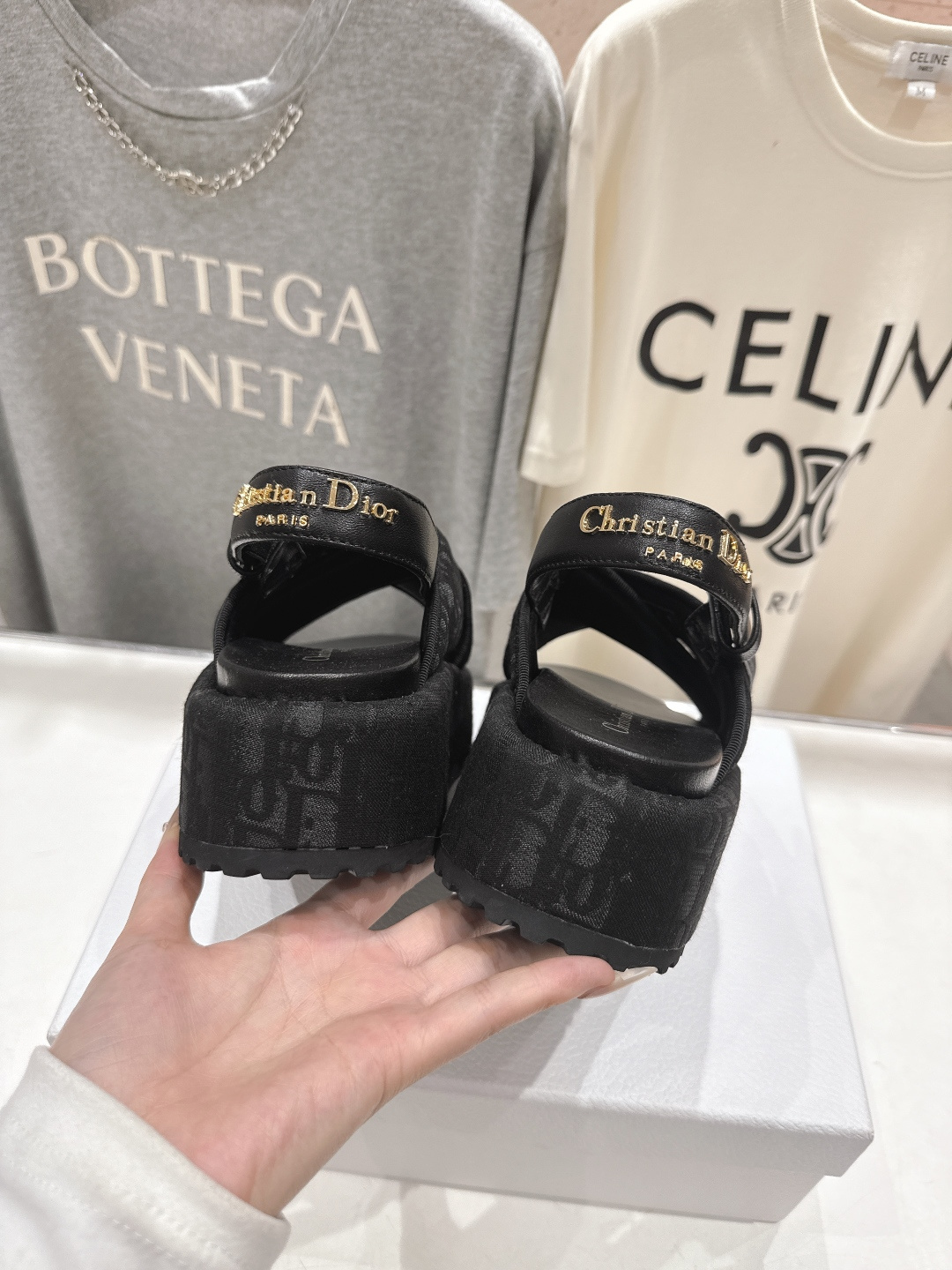 高版本出厂 【高品质】Dior*迪奥F019 D家2026ss春夏新款厚底防水台沙滩凉鞋～经典版型 搭配