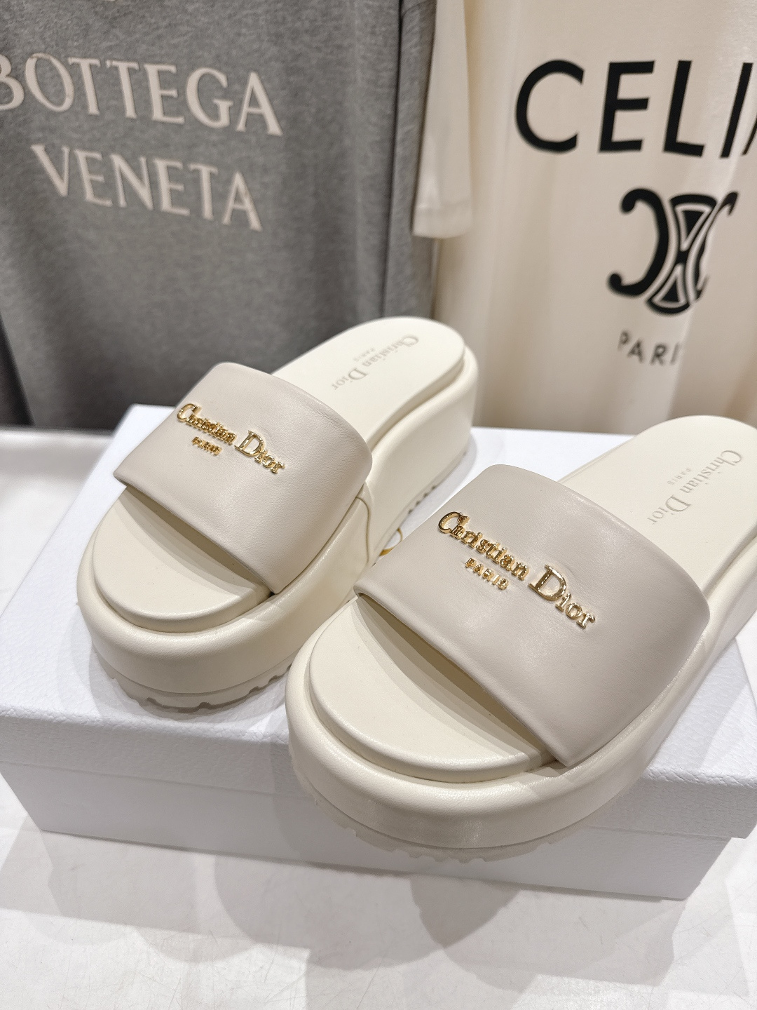 高版本出厂 Dior*迪奥F019 D家2026ss春夏新款仙女风厚底防水台拖鞋1:1原版复刻 市面上最