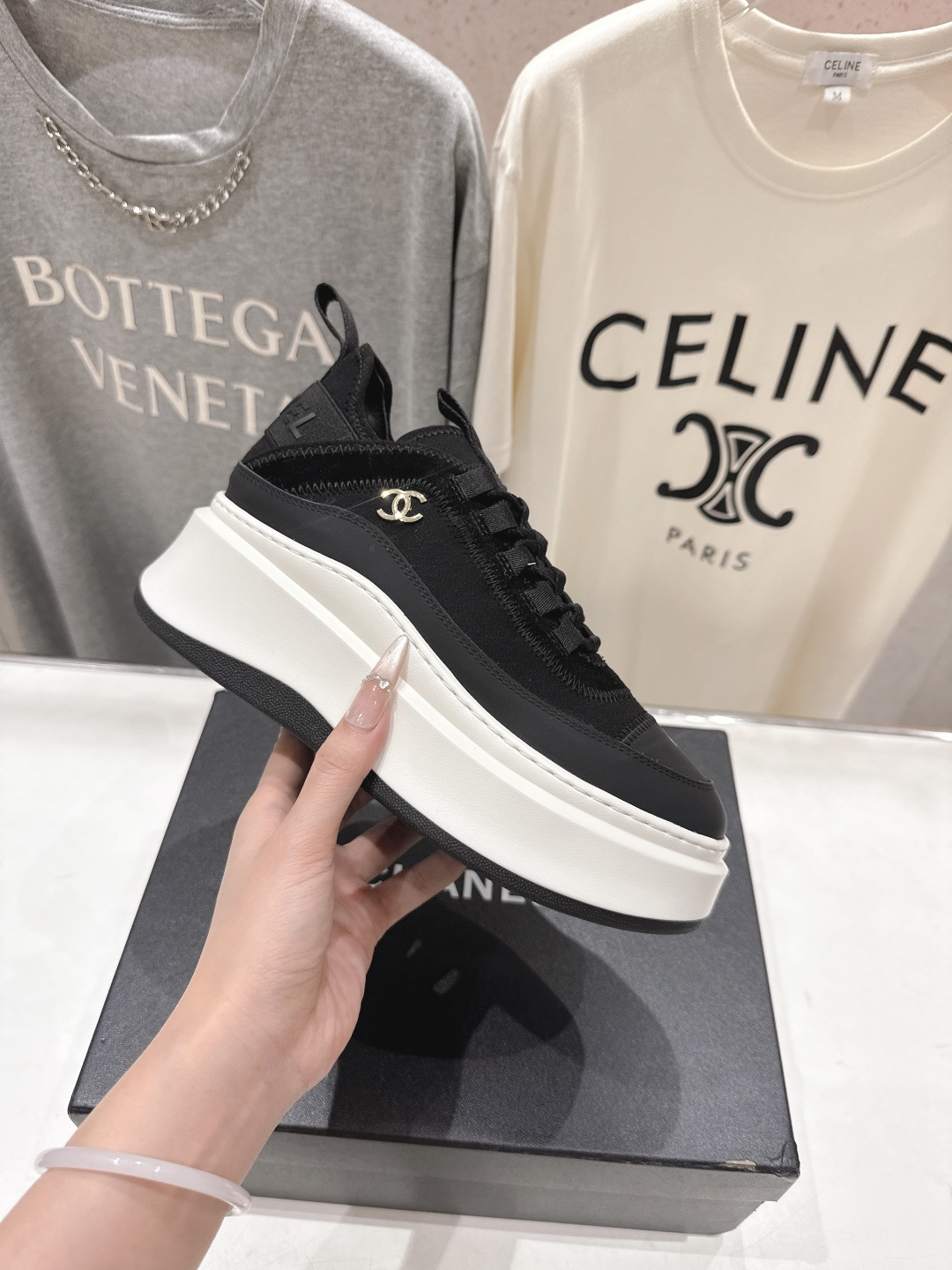 高版本出厂 Chanel* 小香2026ss 最新饼干鞋目前超级流行的厚底饼干鞋，熊猫鞋休闲鞋网红明星小