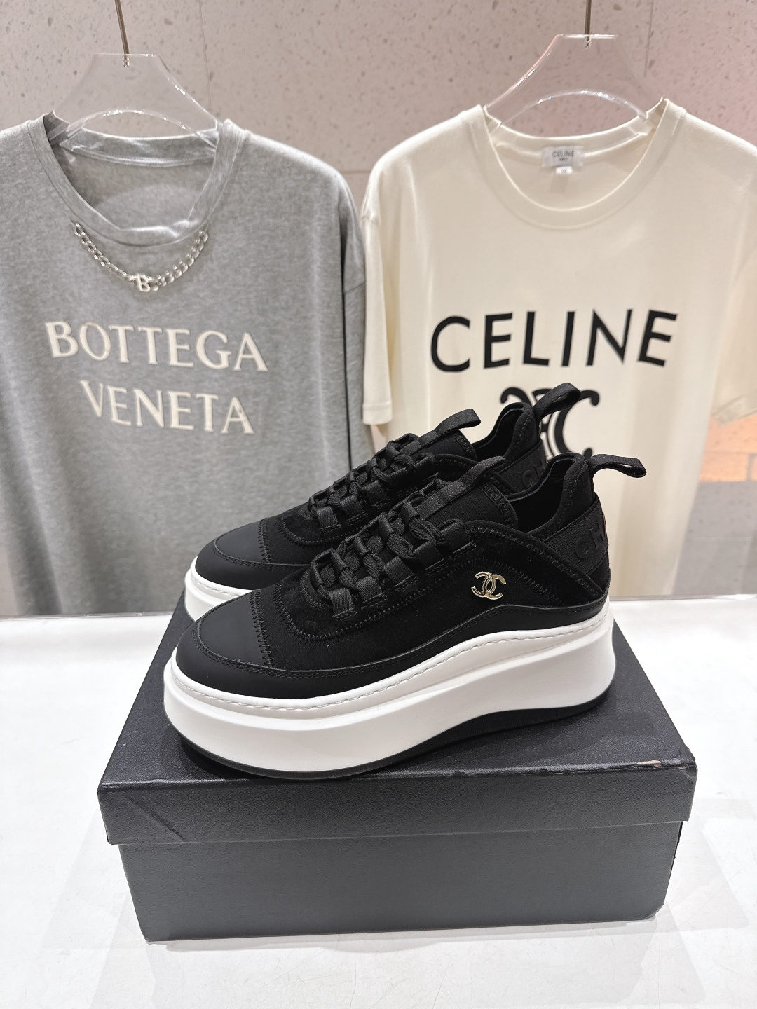 高版本出厂 Chanel* 小香2026ss 最新饼干鞋目前超级流行的厚底饼干鞋，熊猫鞋休闲鞋网红明星小