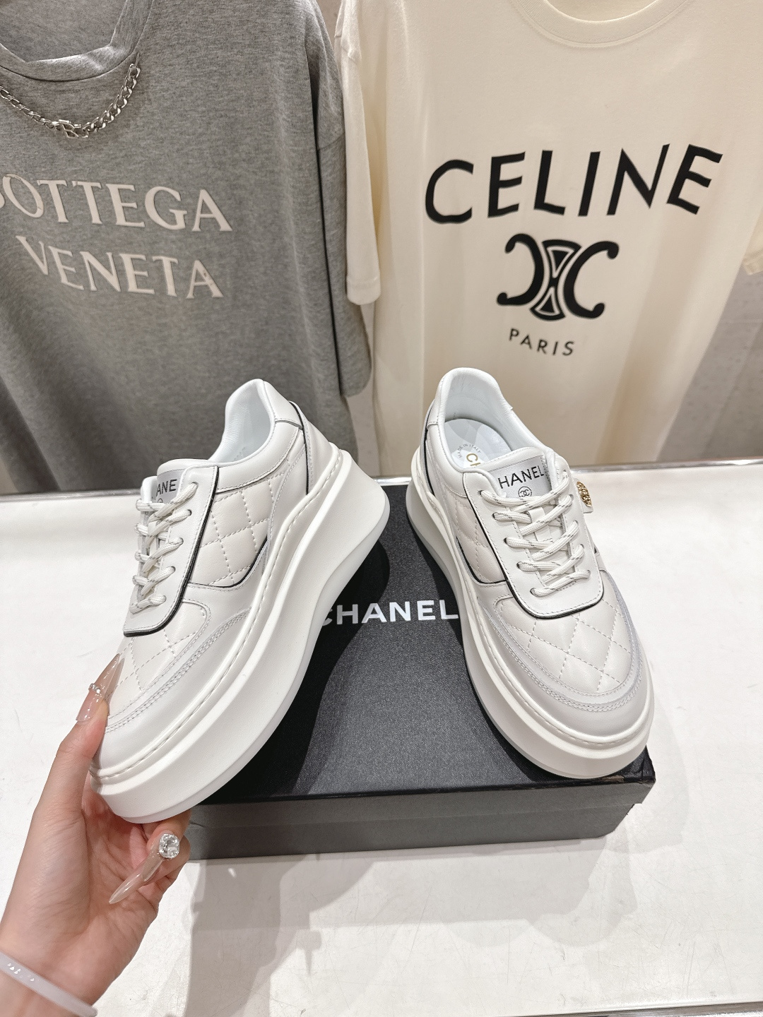 高版本出厂 Chanel* 小香2026ss 最新饼干鞋目前超级流行的厚底饼干鞋，熊猫鞋休闲鞋网红明星小