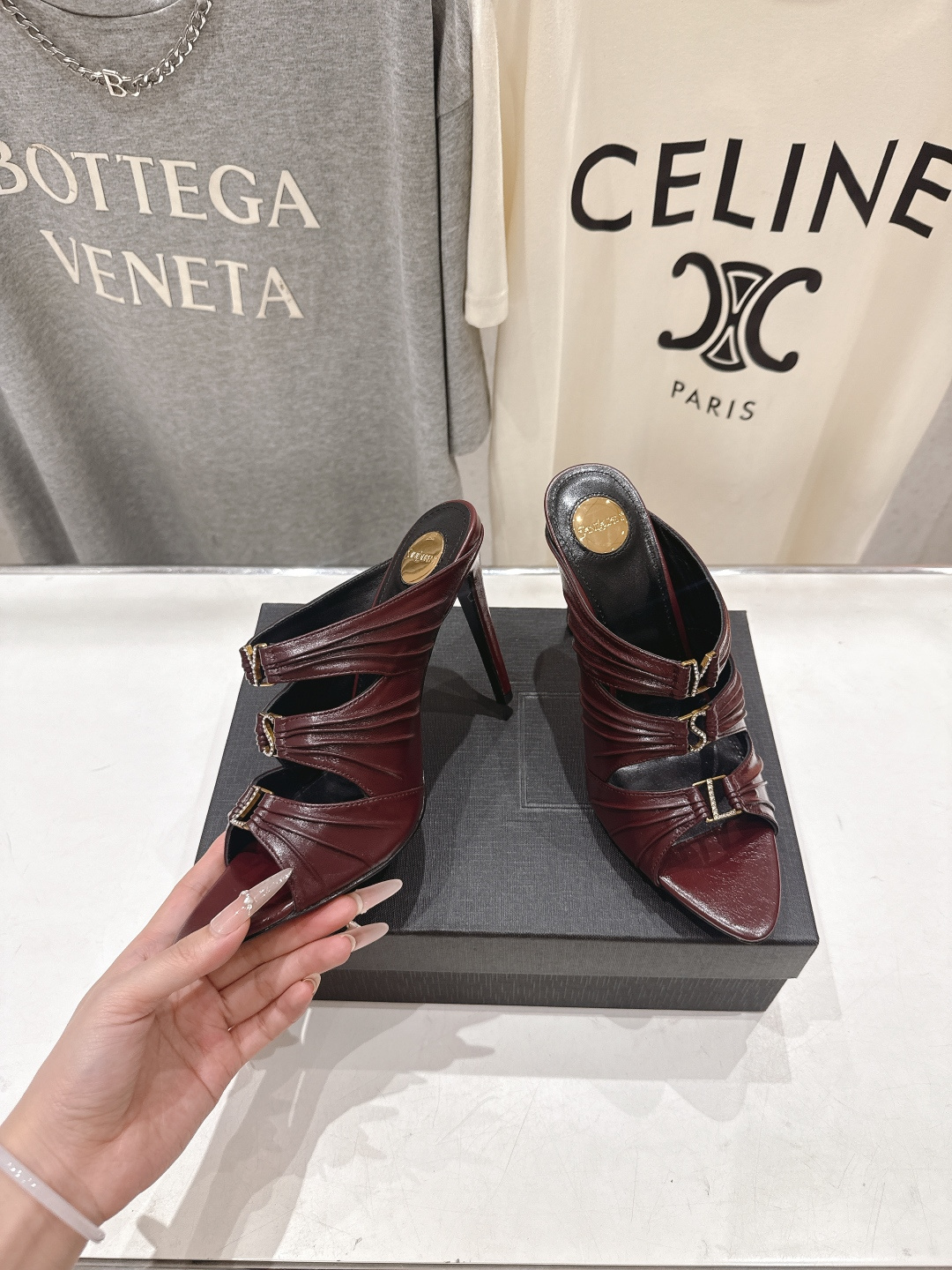 高版本出厂 SAINT LAUREN*～F017 圣罗兰ysl 26ss春夏全新走秀款高跟拖鞋·全新鞋型