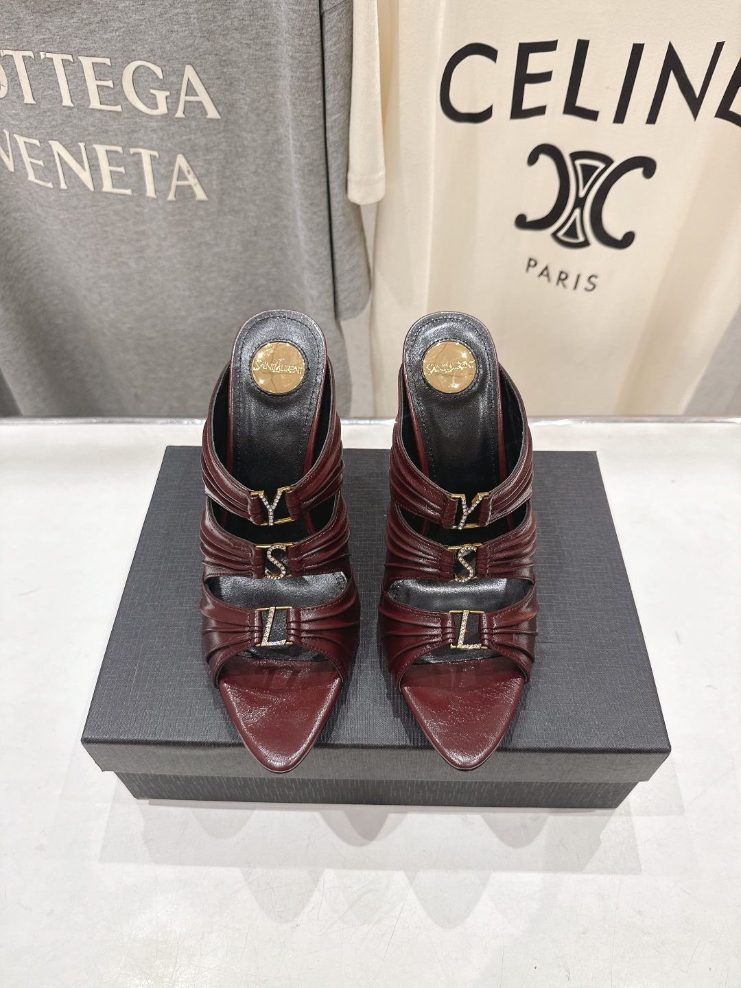 高版本出厂 SAINT LAUREN*～F017 圣罗兰ysl 26ss春夏全新走秀款高跟拖鞋·全新鞋型