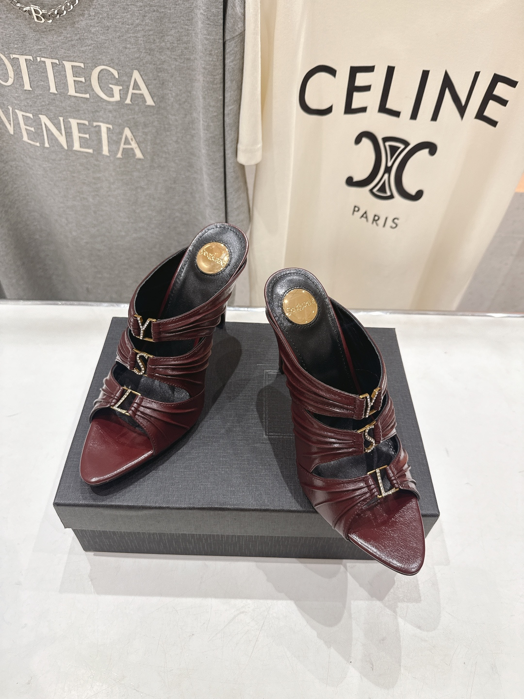 高版本出厂 SAINT LAUREN*～F017 圣罗兰ysl 26ss春夏全新走秀款高跟拖鞋·全新鞋型