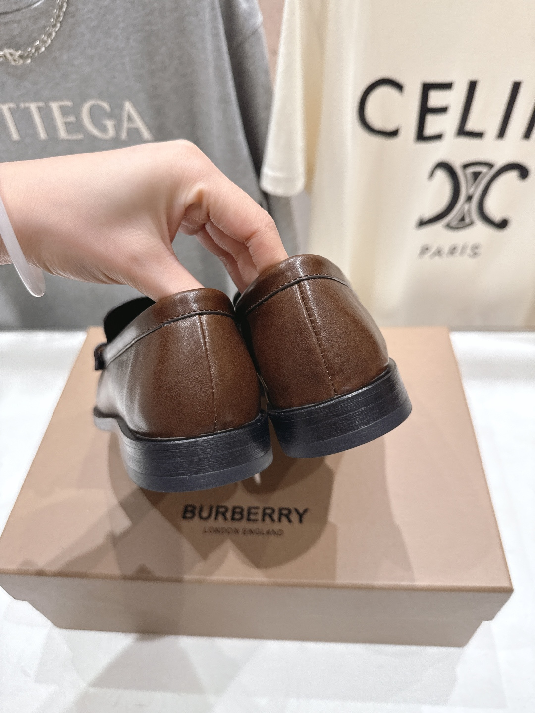 高版本出厂 BURBERRY～博柏利、巴宝莉BBR F049 出自设计师Daniel Lee 26ss/