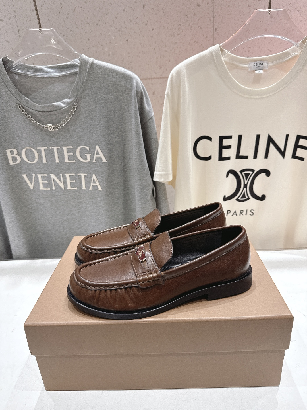 高版本出厂 BURBERRY～博柏利、巴宝莉BBR F049 出自设计师Daniel Lee 26ss/