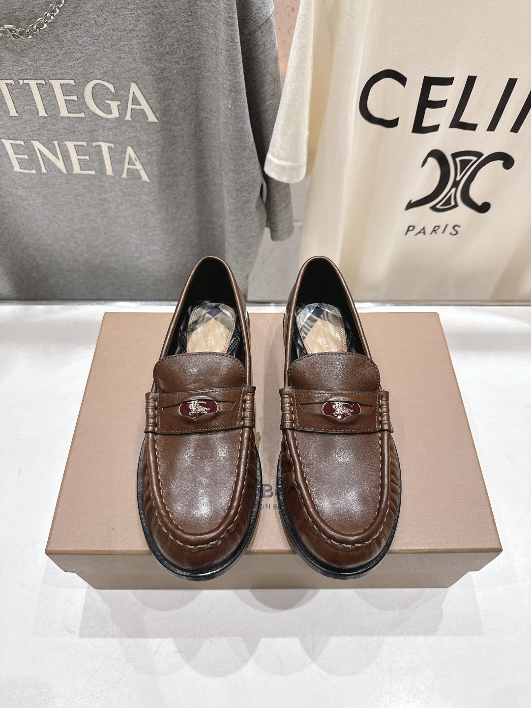 高版本出厂 BURBERRY～博柏利、巴宝莉BBR F049 出自设计师Daniel Lee 26ss/