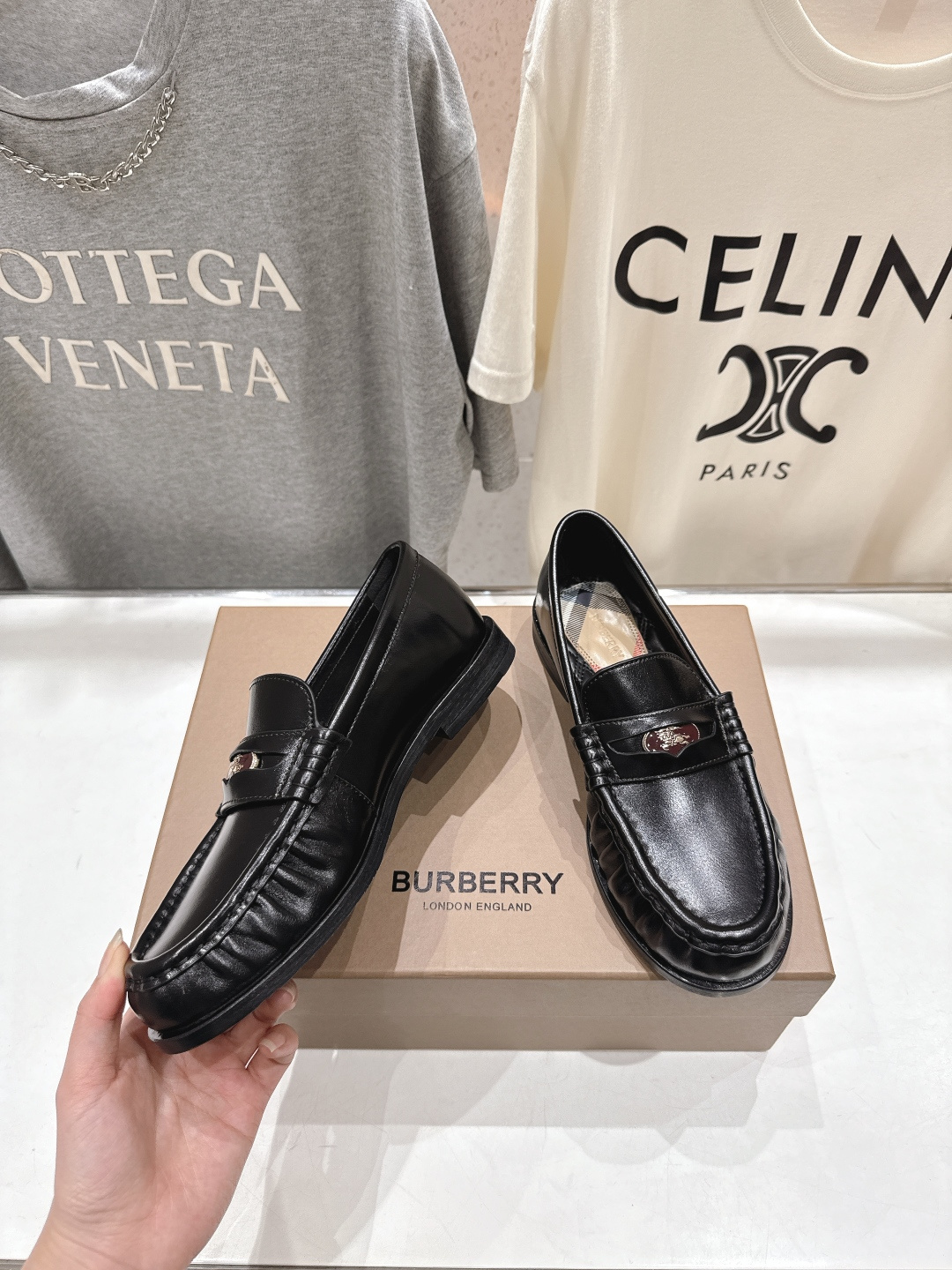 高版本出厂 BURBERRY～博柏利、巴宝莉BBR F049 出自设计师Daniel Lee 26ss/