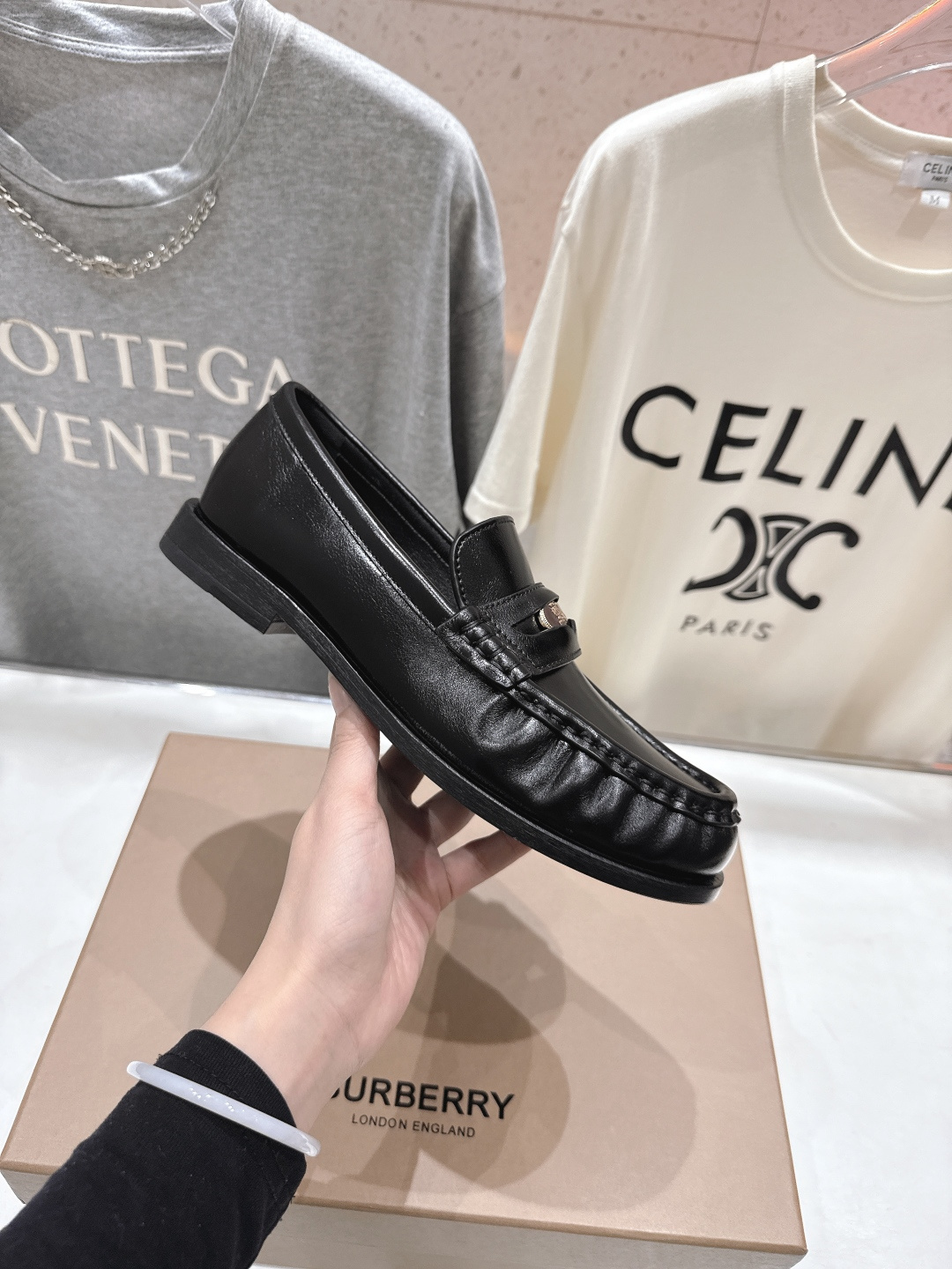 高版本出厂 BURBERRY～博柏利、巴宝莉BBR F049 出自设计师Daniel Lee 26ss/