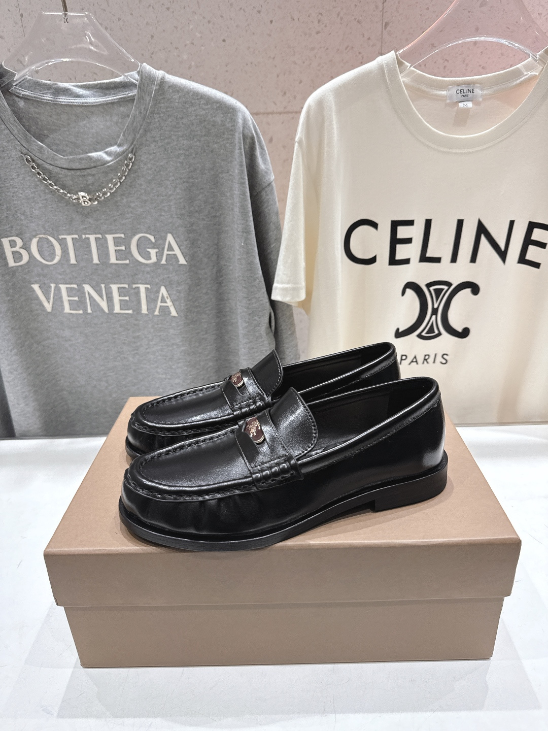 高版本出厂 BURBERRY～博柏利、巴宝莉BBR F049 出自设计师Daniel Lee 26ss/