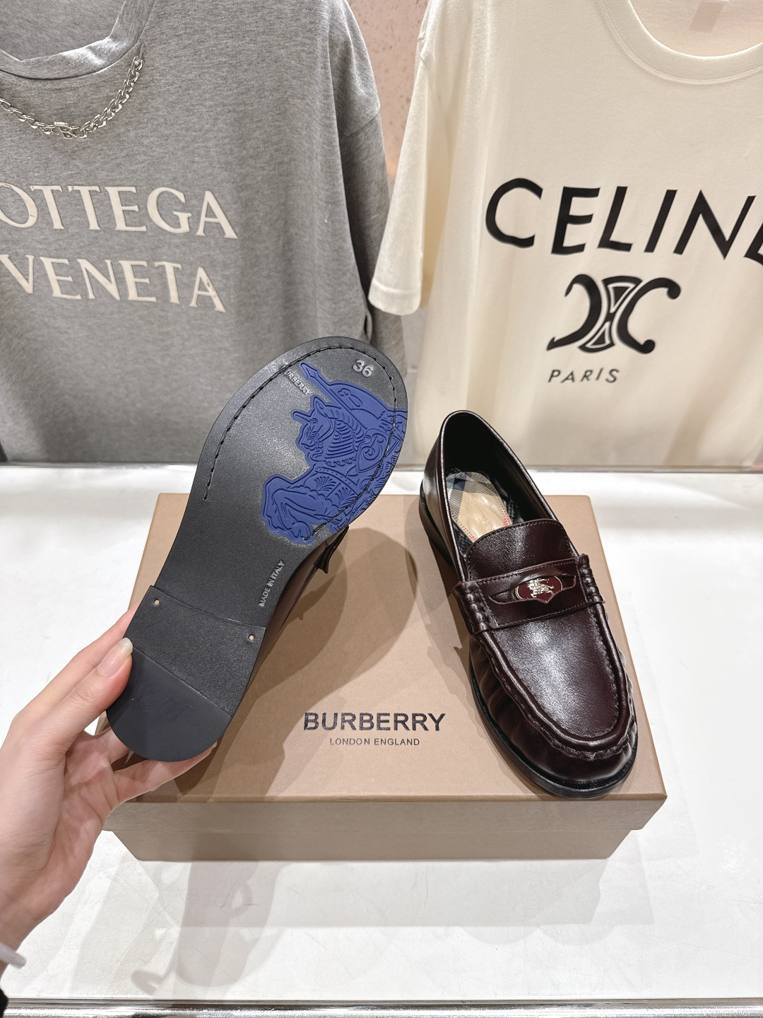 高版本出厂 BURBERRY～博柏利、巴宝莉BBR F049 出自设计师Daniel Lee 26ss/