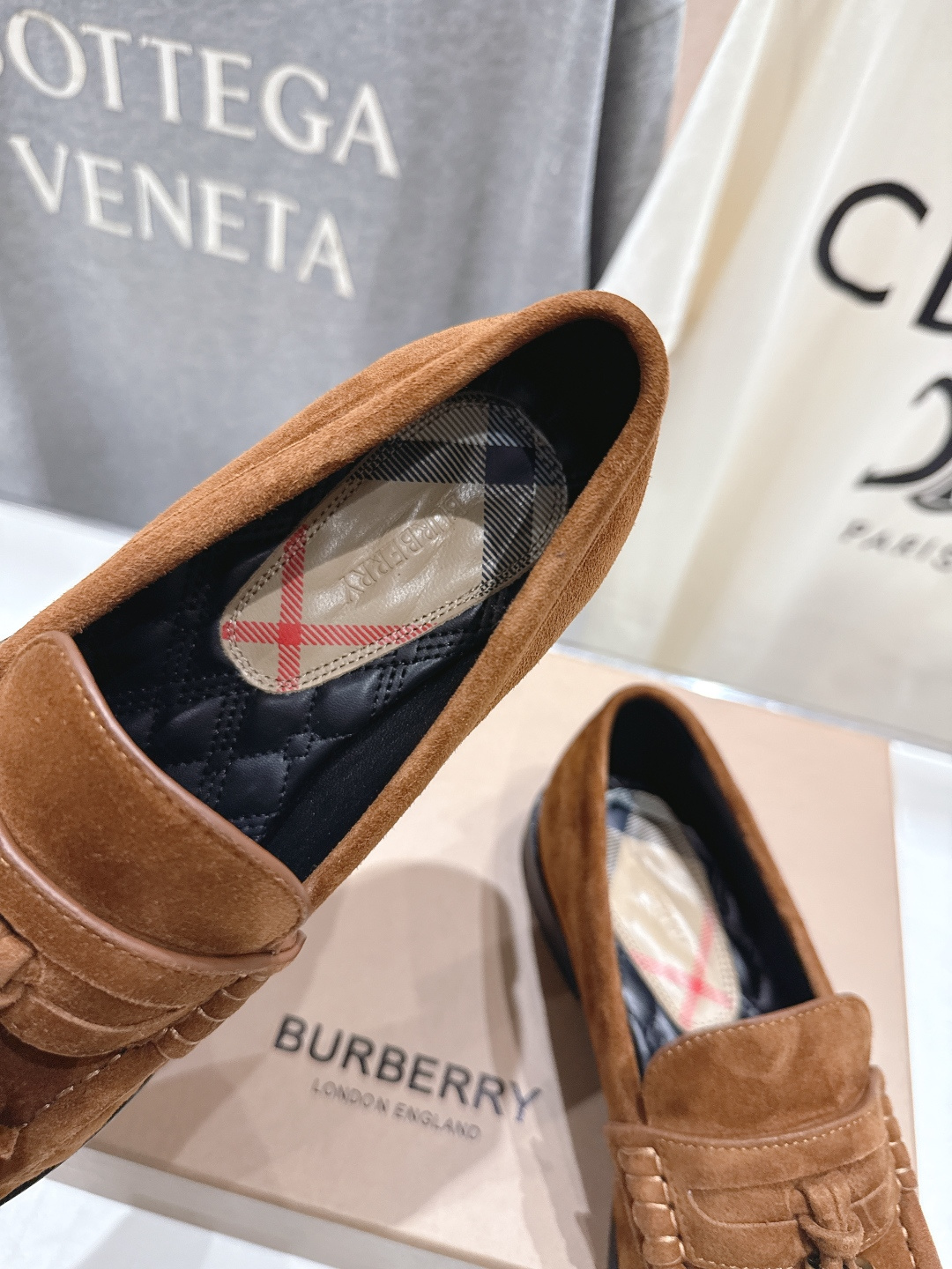 高版本出厂 BURBERRY～博柏利、巴宝莉BBR F049 出自设计师Daniel Lee 26ss/