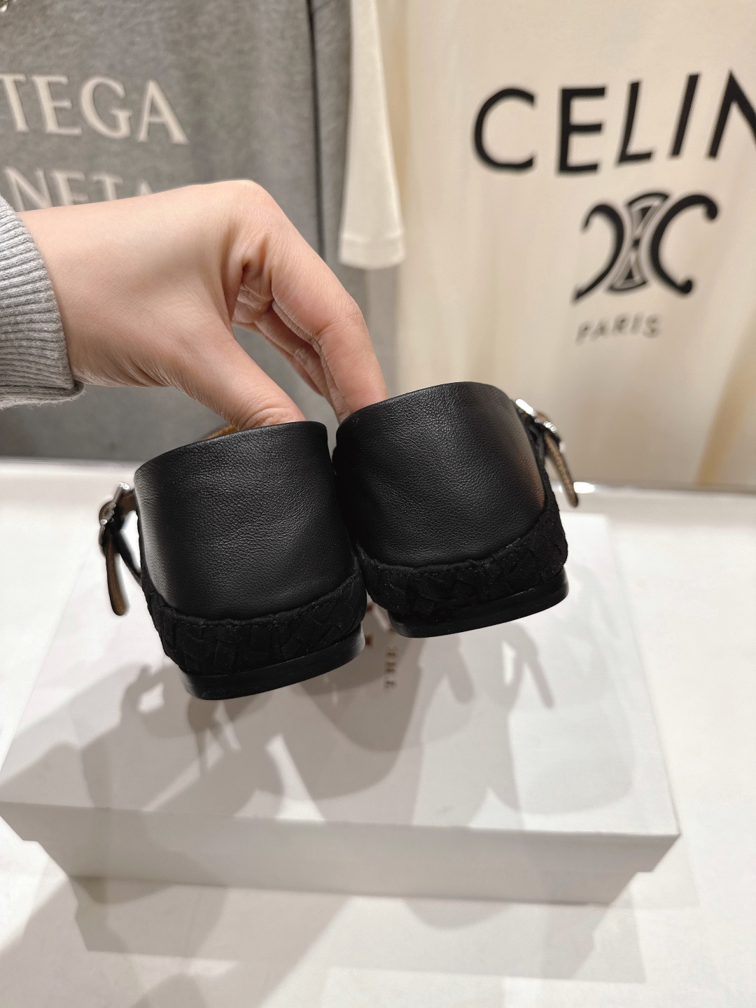 高版本出厂 the row 2026ss春夏走秀爆款小方头平底鞋玛丽珍休闲鞋单鞋非常舒服的平底鞋，极简设