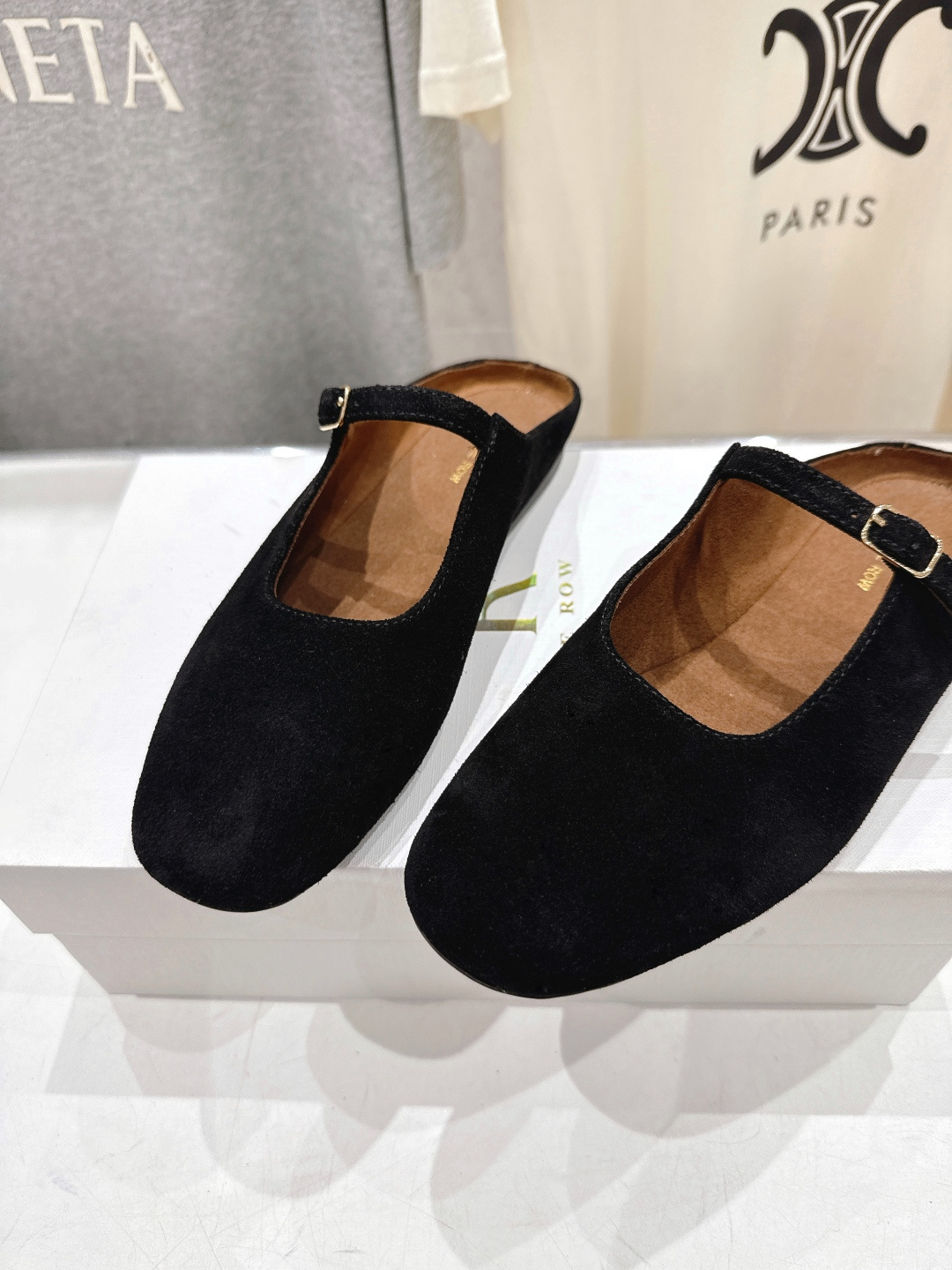 高版本出厂 the row 2026ss春夏走秀爆款小方头平底鞋玛丽珍休闲鞋半拖单鞋非常舒服的平底鞋，极