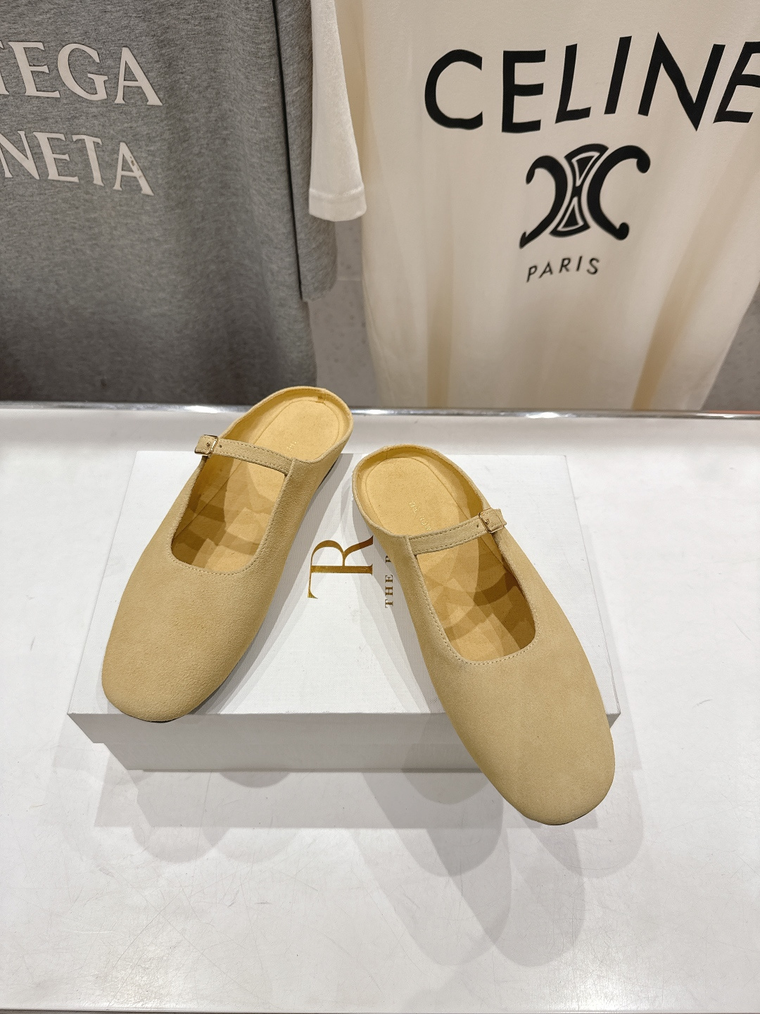 高版本出厂 the row 2026ss春夏走秀爆款小方头平底鞋玛丽珍休闲鞋半拖单鞋非常舒服的平底鞋，极