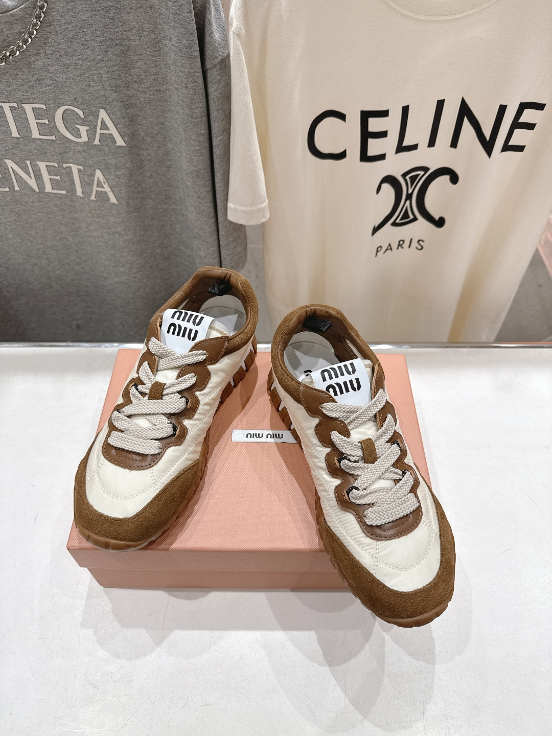 高版本出厂 MiuMiu/缪缪2026ss最新款厚底休闲运动鞋 阿甘鞋德训鞋休闲增高百搭潮鞋，新出的舒适