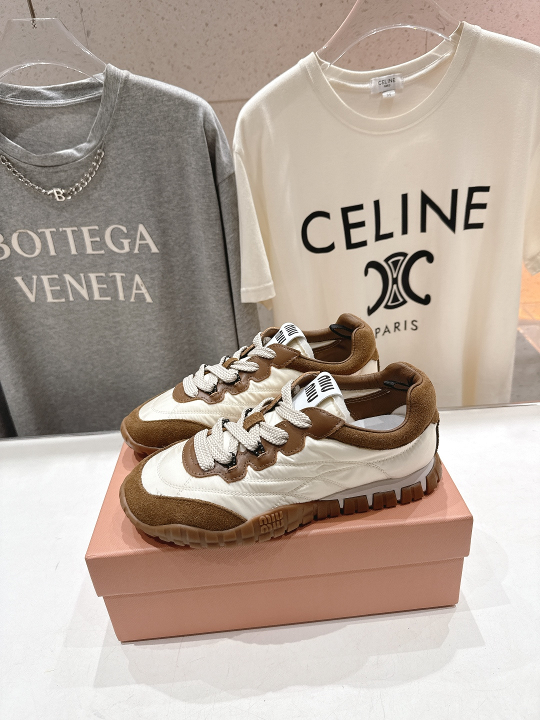 高版本出厂 MiuMiu/缪缪2026ss最新款厚底休闲运动鞋 阿甘鞋德训鞋休闲增高百搭潮鞋，新出的舒适