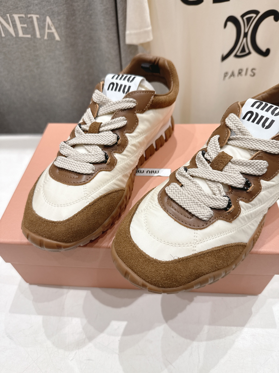 高版本出厂 MiuMiu/缪缪2026ss最新款厚底休闲运动鞋 阿甘鞋德训鞋休闲增高百搭潮鞋，新出的舒适