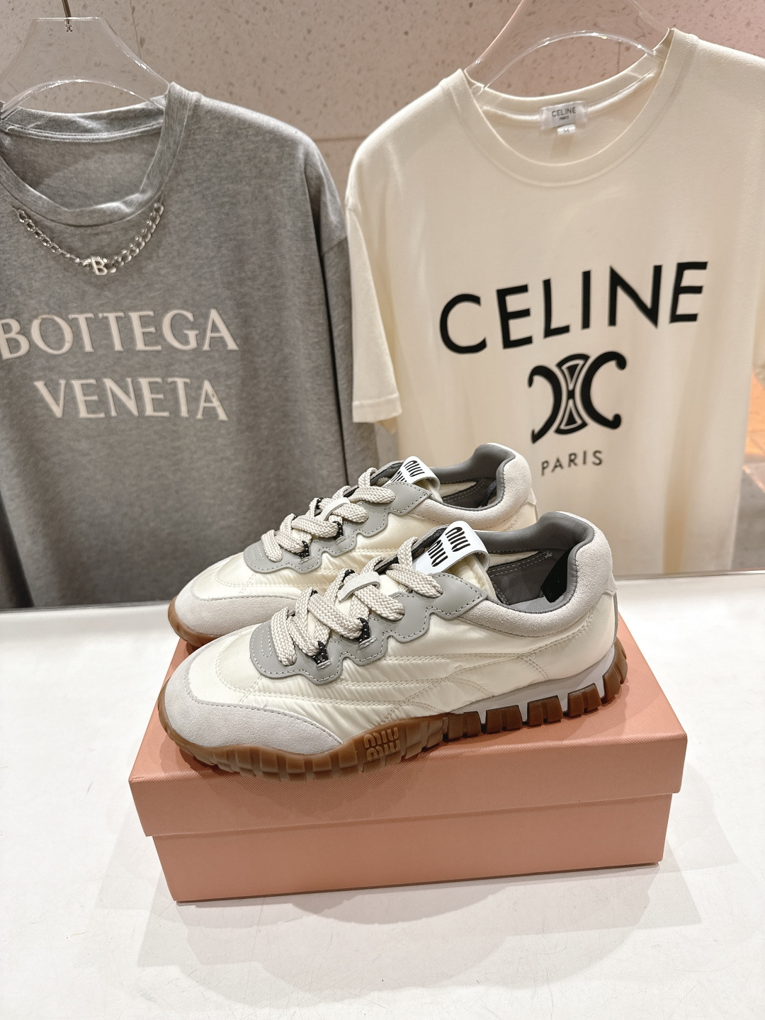 高版本出厂 MiuMiu/缪缪2026ss最新款厚底休闲运动鞋 阿甘鞋德训鞋休闲增高百搭潮鞋，新出的舒适