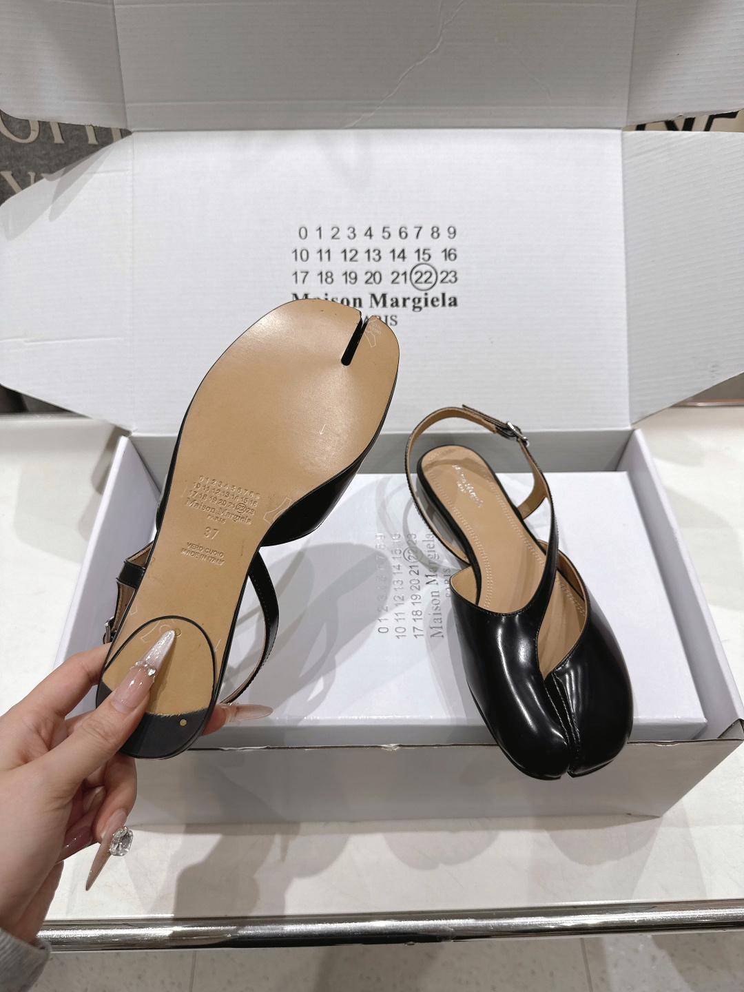 高版本出厂 【Maison Margiela】MM6马吉拉2026ss新品夏季平底分趾凉鞋～夏季百搭款舒