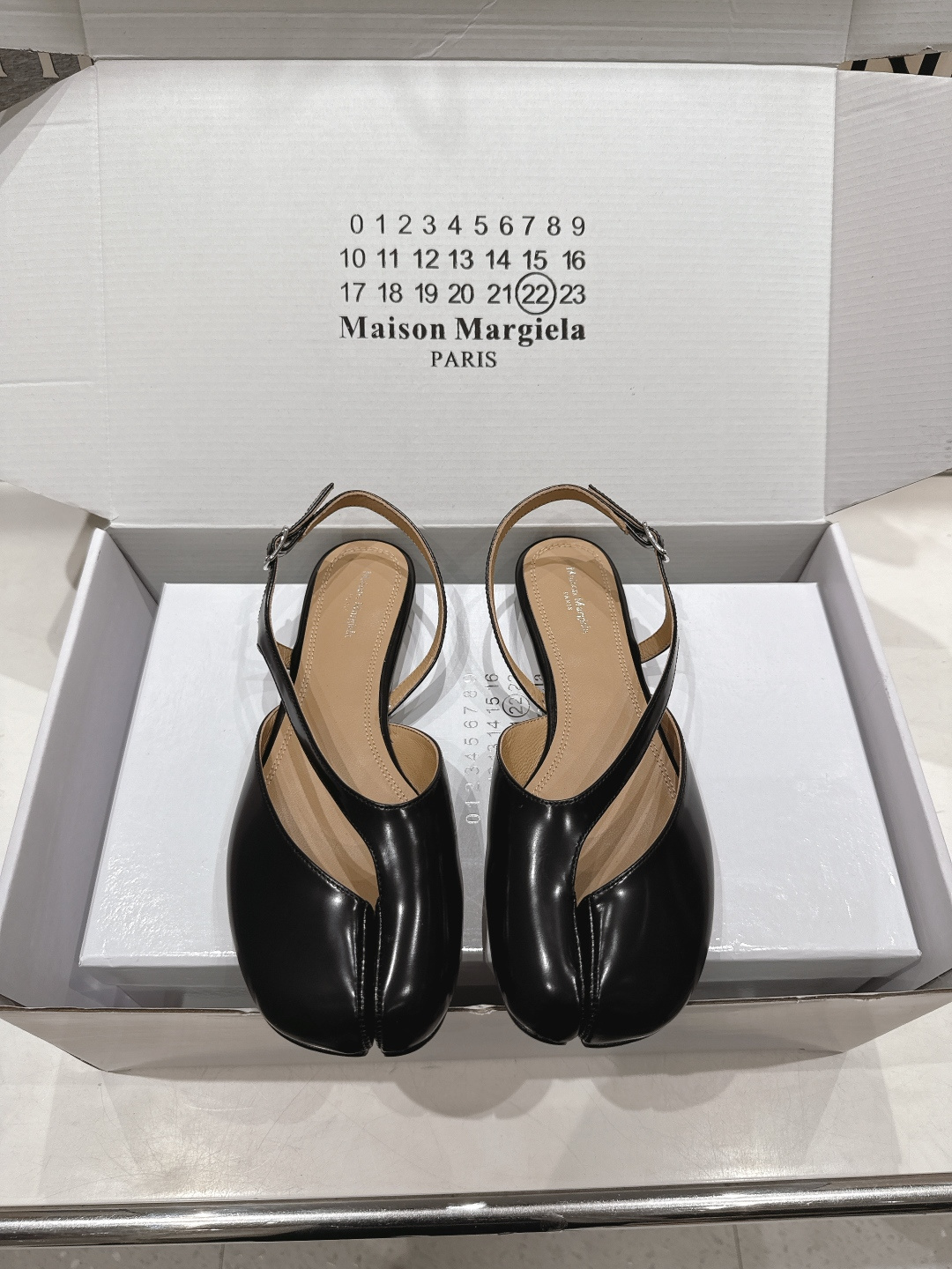 高版本出厂 【Maison Margiela】MM6马吉拉2026ss新品夏季平底分趾凉鞋～夏季百搭款舒