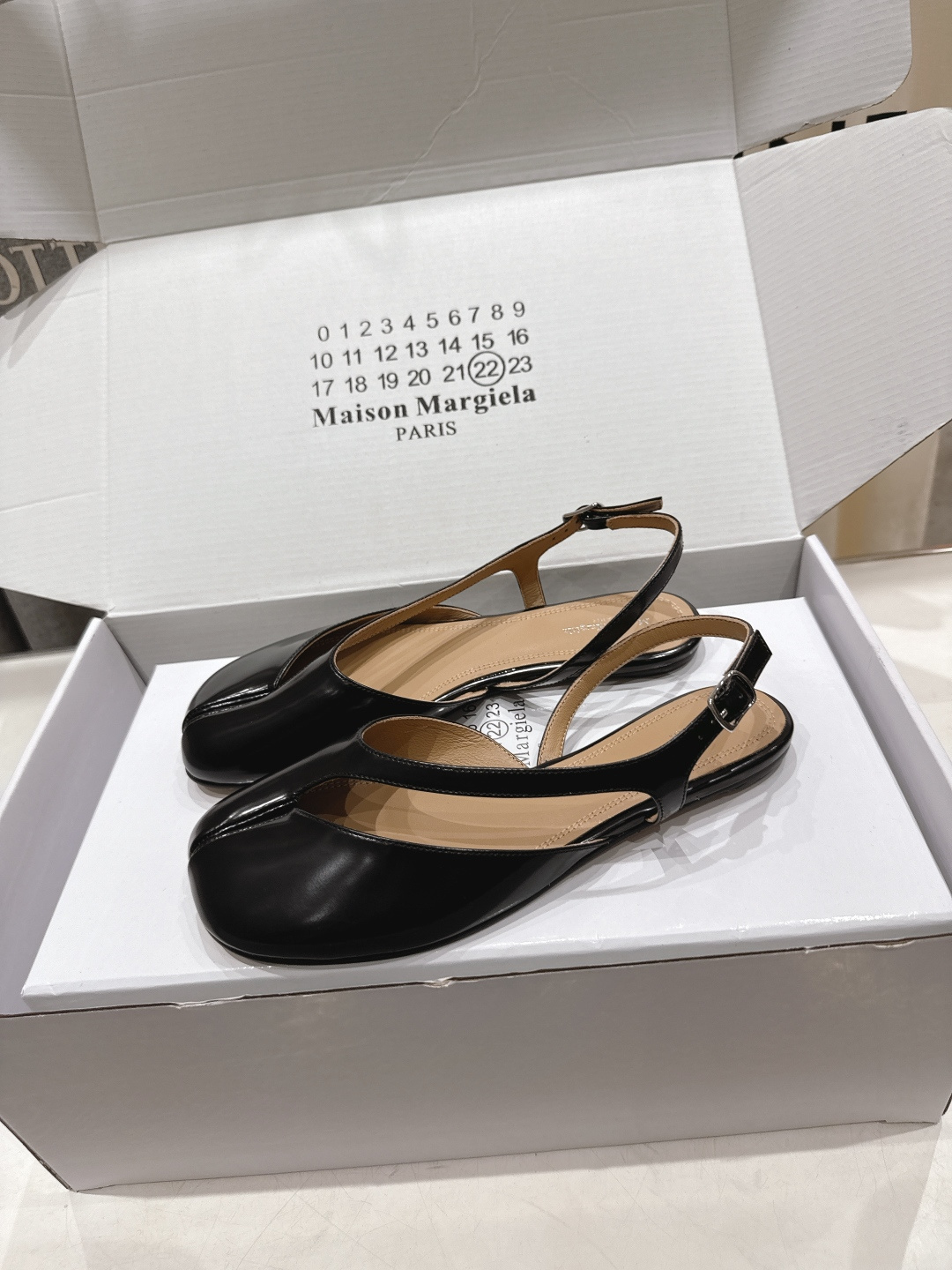 高版本出厂 【Maison Margiela】MM6马吉拉2026ss新品夏季平底分趾凉鞋～夏季百搭款舒