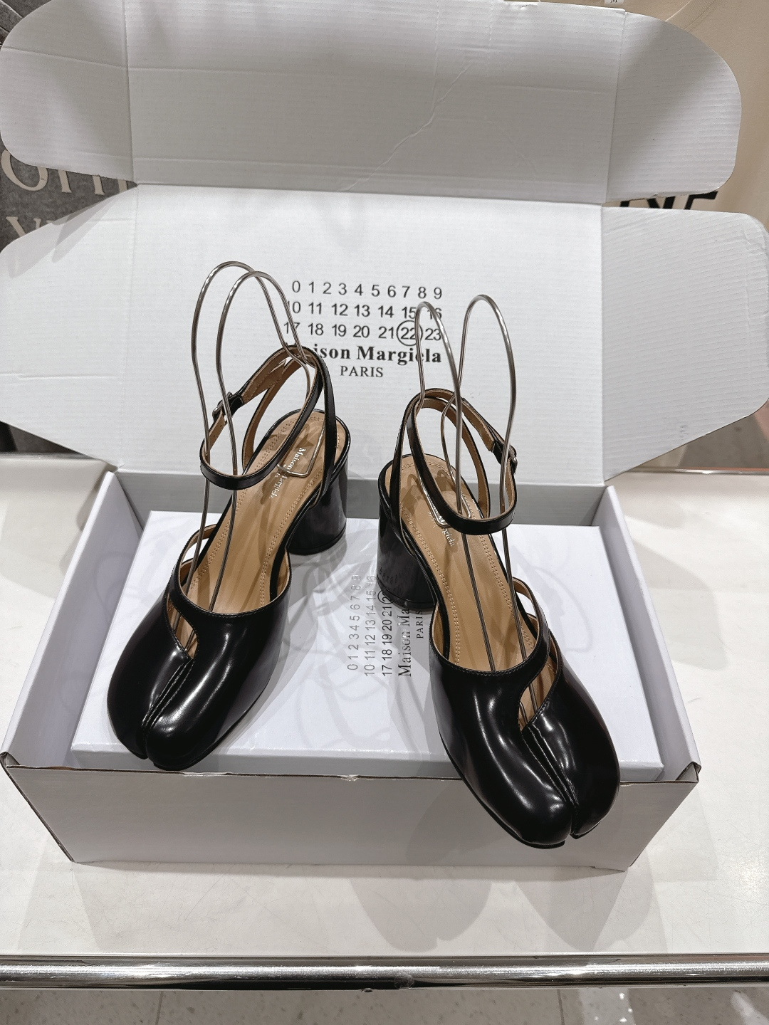 高版本出厂 【Maison Margiela】MM6马吉拉2026ss新品夏季高跟分趾凉鞋～夏季百搭款舒
