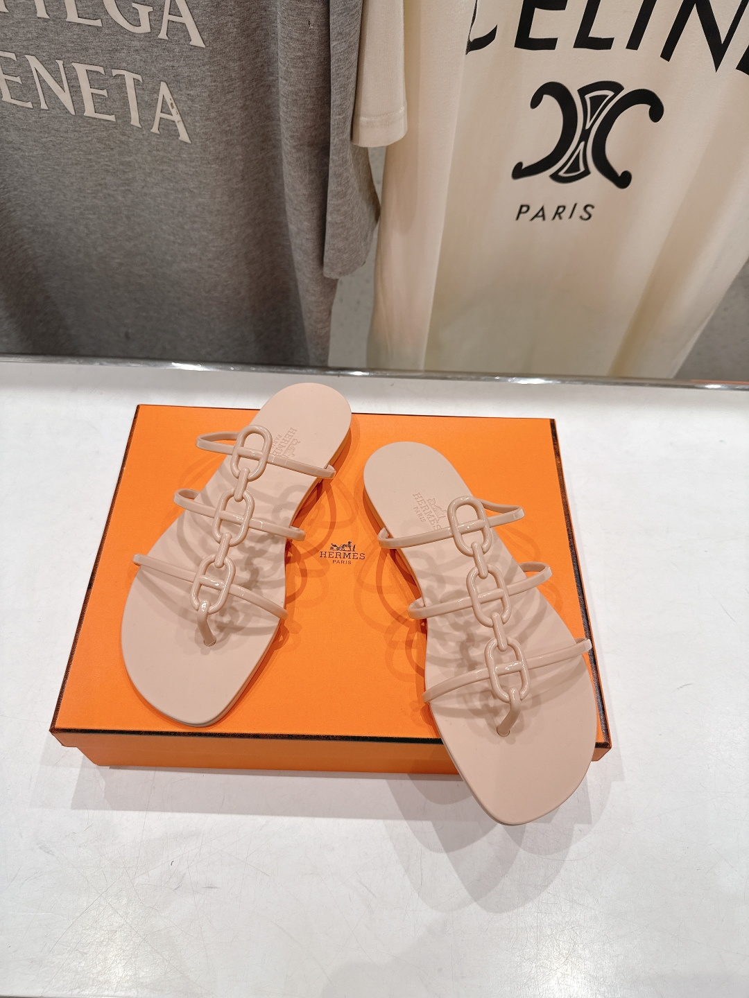 高版本出厂 Hermes/爱马仕F036 H家2026ss夏季新款 Extra度假风平底夹脚沙滩女拖鞋H