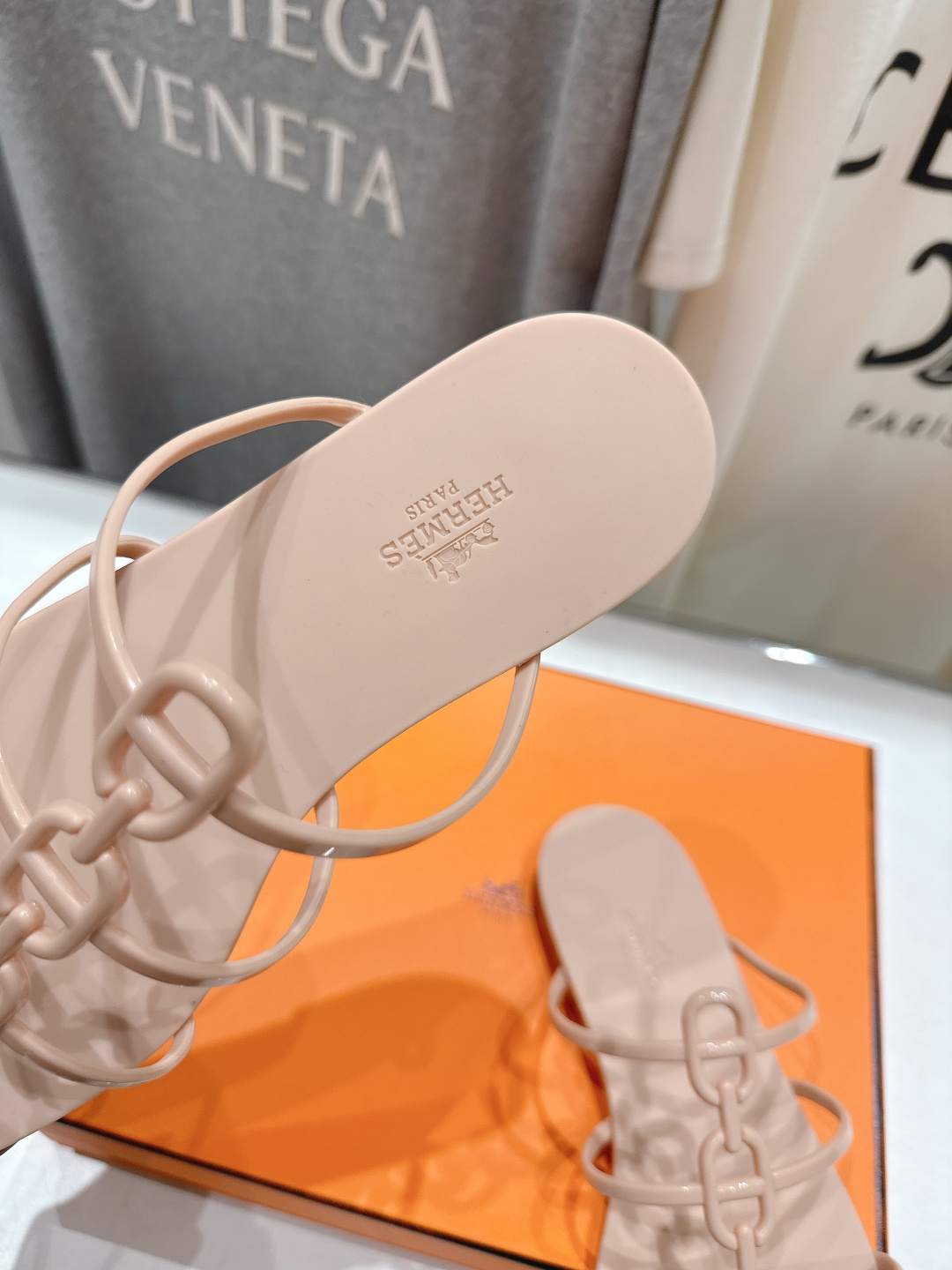 高版本出厂 Hermes/爱马仕F036 H家2026ss夏季新款 Extra度假风平底夹脚沙滩女拖鞋H