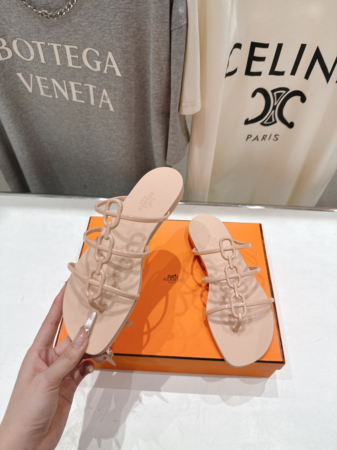 高版本出厂 Hermes/爱马仕F036 H家2026ss夏季新款 Extra度假风平底夹脚沙滩女拖鞋H