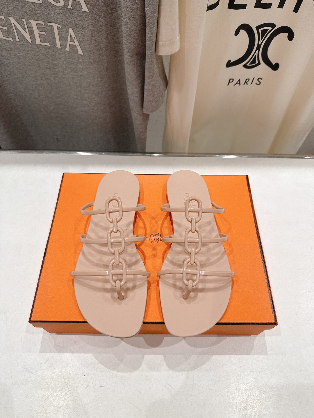 高版本出厂 Hermes/爱马仕F036 H家2026ss夏季新款 Extra度假风平底夹脚沙滩女拖鞋H