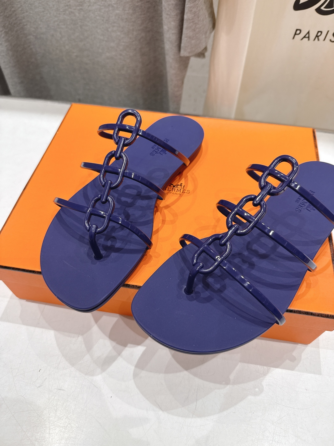 高版本出厂 Hermes/爱马仕F036 H家2026ss夏季新款 Extra度假风平底夹脚沙滩女拖鞋H