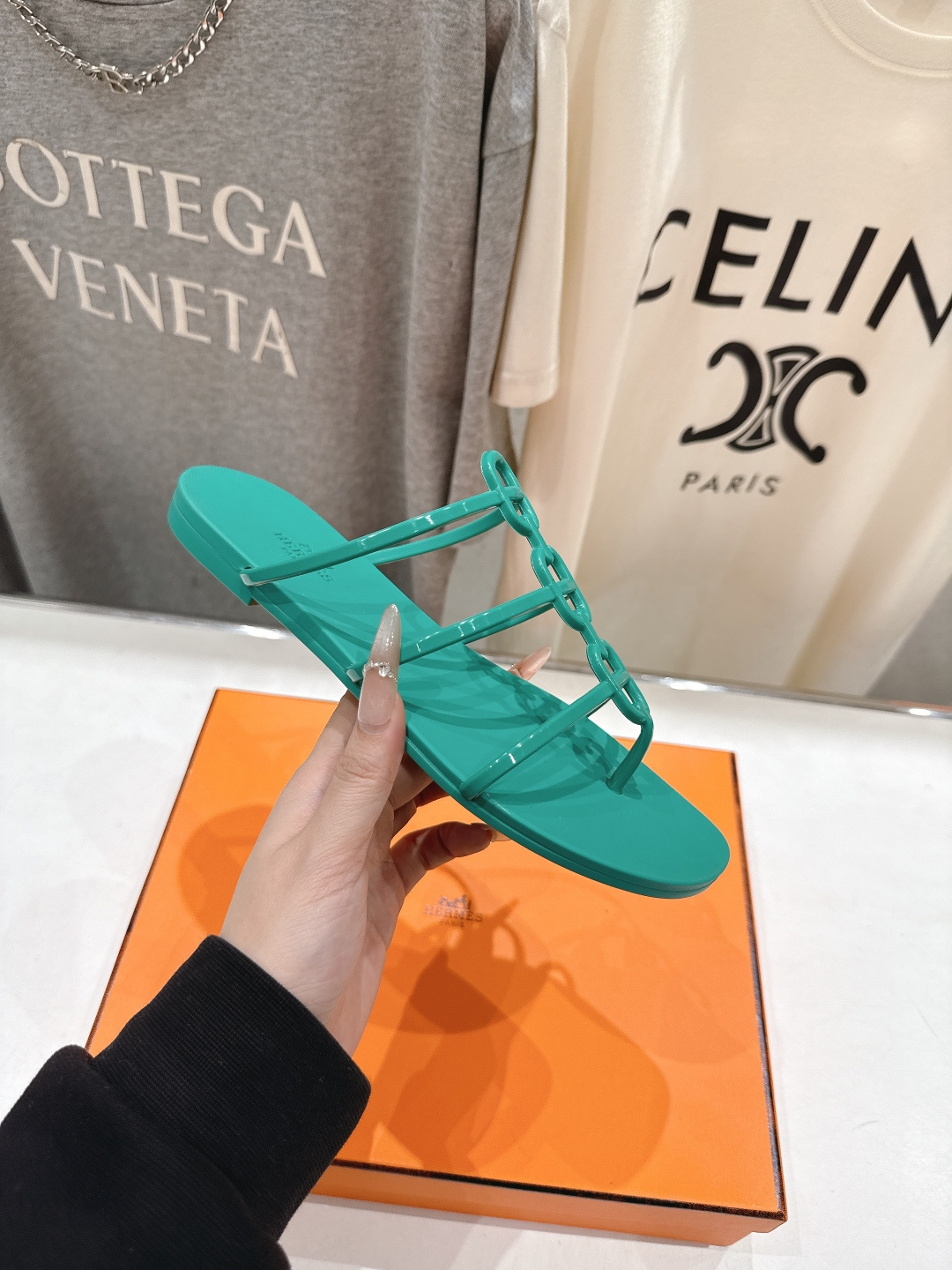 高版本出厂 Hermes/爱马仕F036 H家2026ss夏季新款 Extra度假风平底夹脚沙滩女拖鞋H