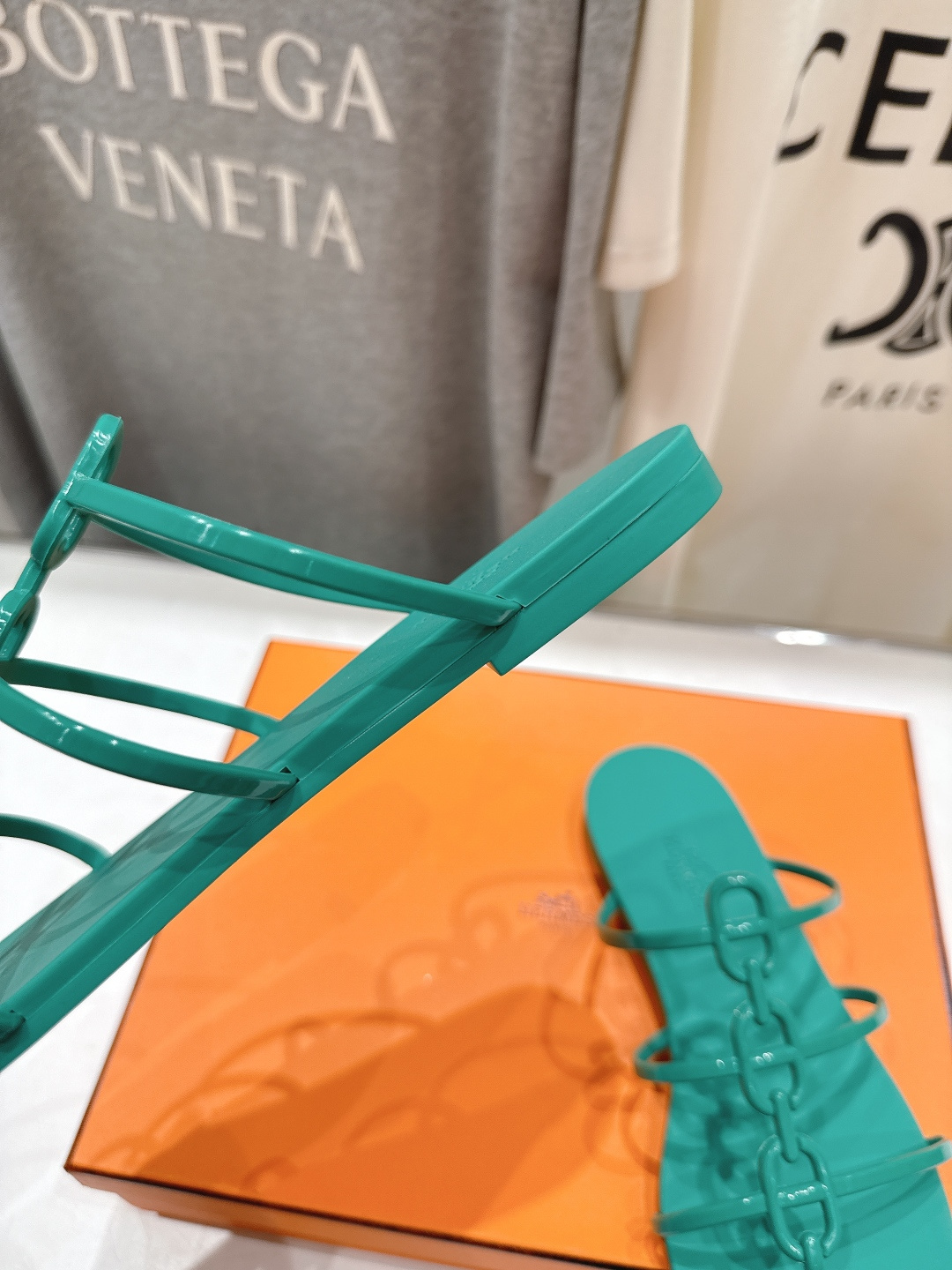 高版本出厂 Hermes/爱马仕F036 H家2026ss夏季新款 Extra度假风平底夹脚沙滩女拖鞋H