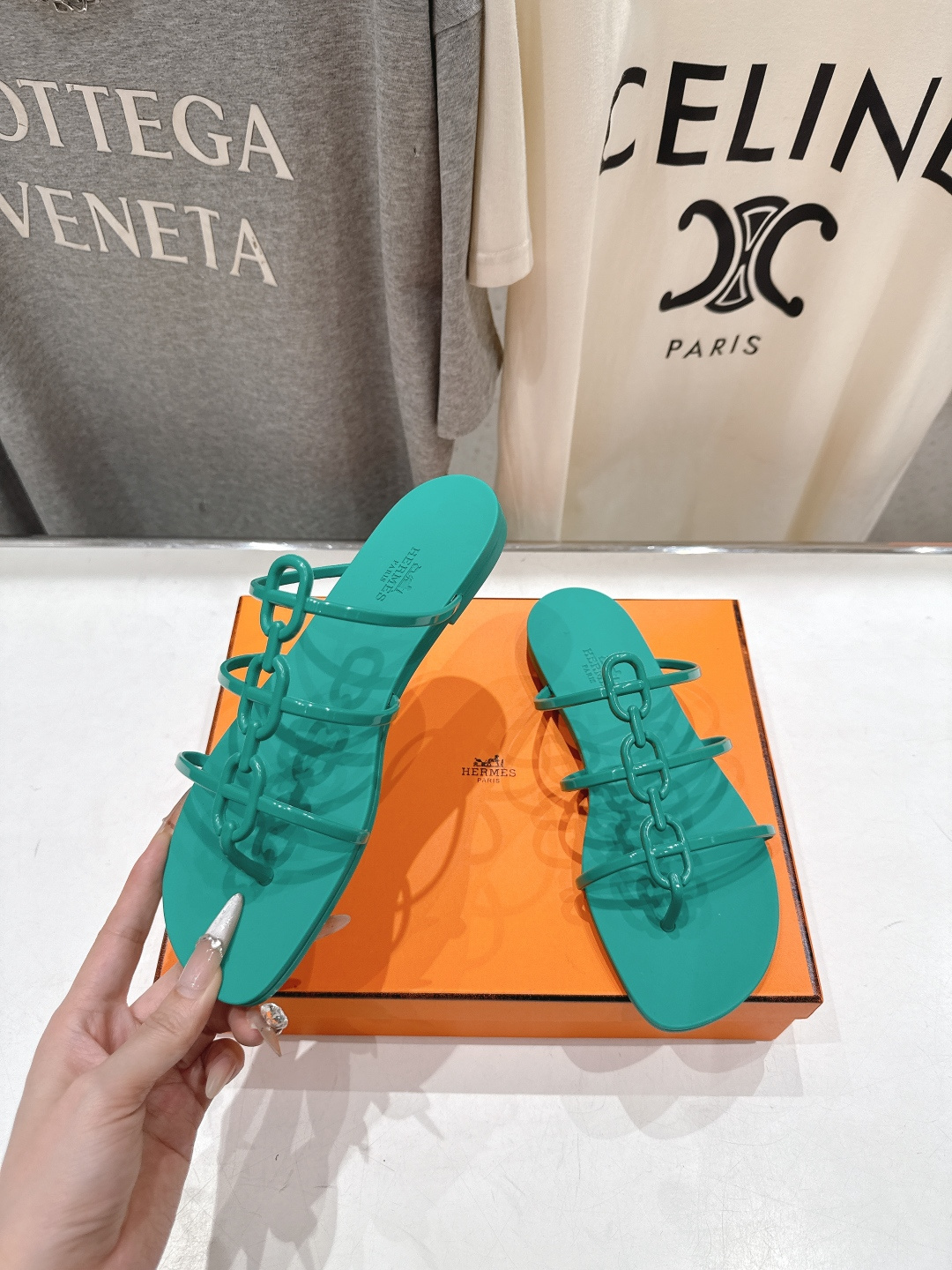 高版本出厂 Hermes/爱马仕F036 H家2026ss夏季新款 Extra度假风平底夹脚沙滩女拖鞋H