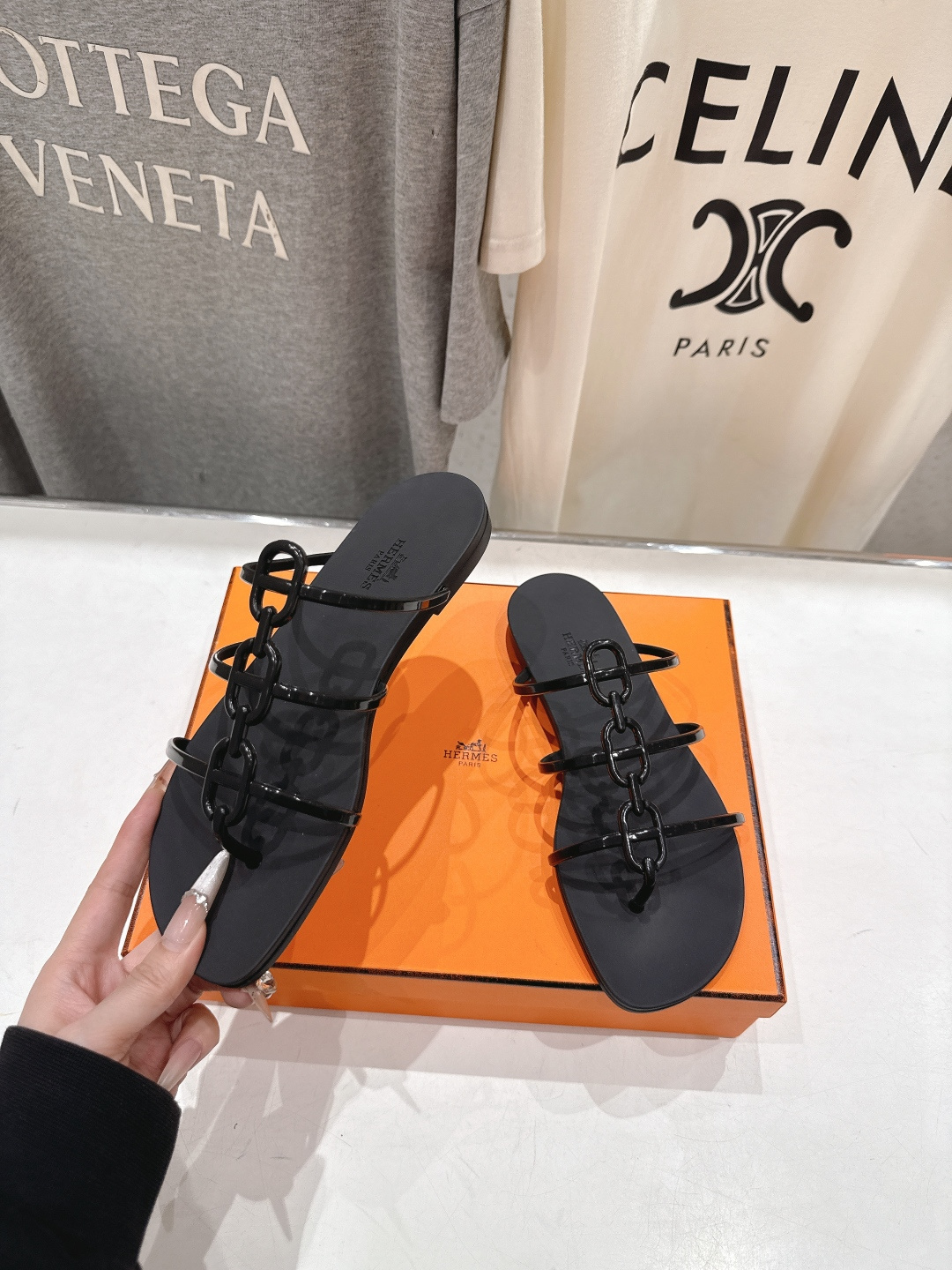 高版本出厂 Hermes/爱马仕F036 H家2026ss夏季新款 Extra度假风平底夹脚沙滩女拖鞋H