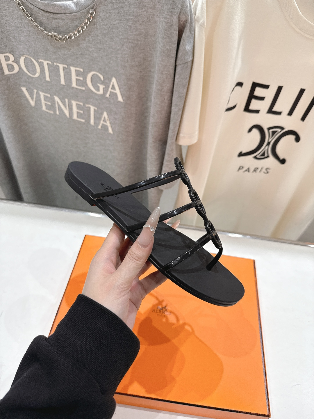 高版本出厂 Hermes/爱马仕F036 H家2026ss夏季新款 Extra度假风平底夹脚沙滩女拖鞋H