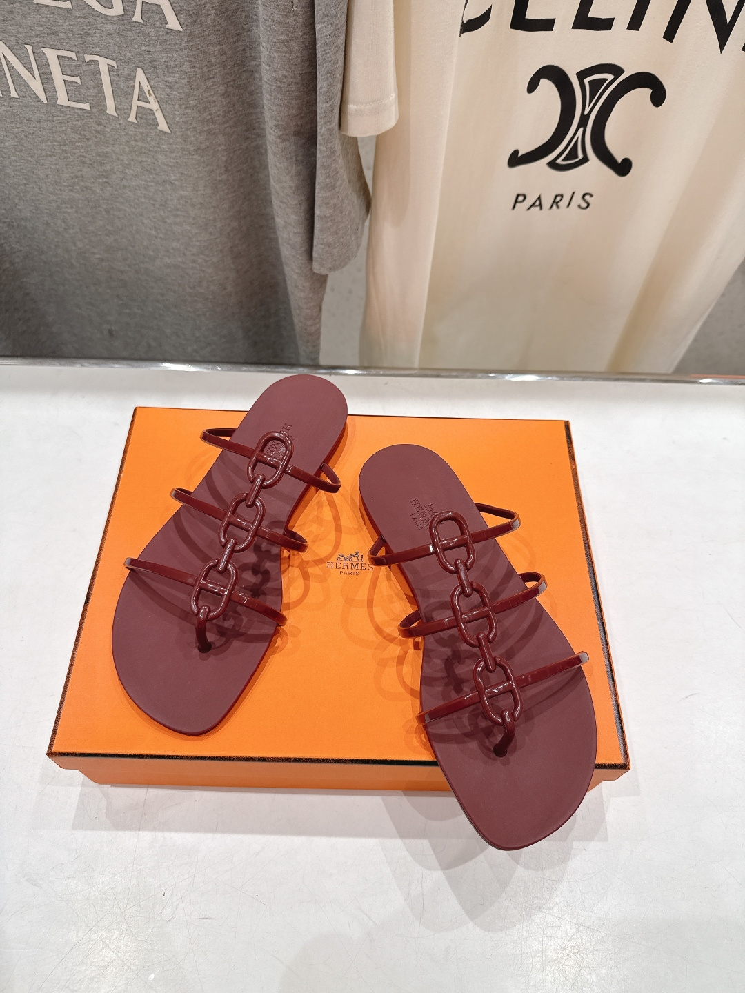 高版本出厂 Hermes/爱马仕F036 H家2026ss夏季新款 Extra度假风平底夹脚沙滩女拖鞋H